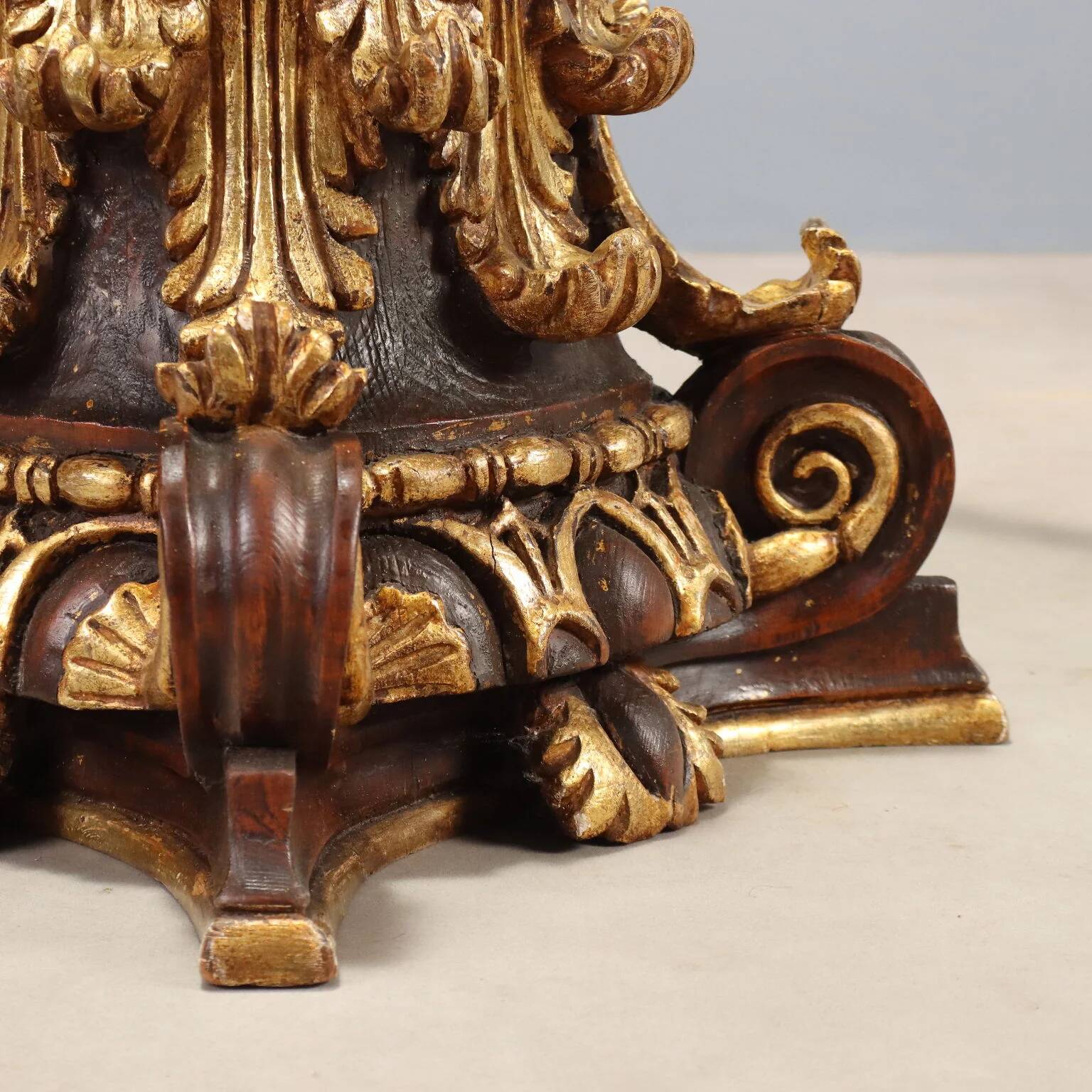 Table basse ancienne en verre et bois, Italie, XXe siècle