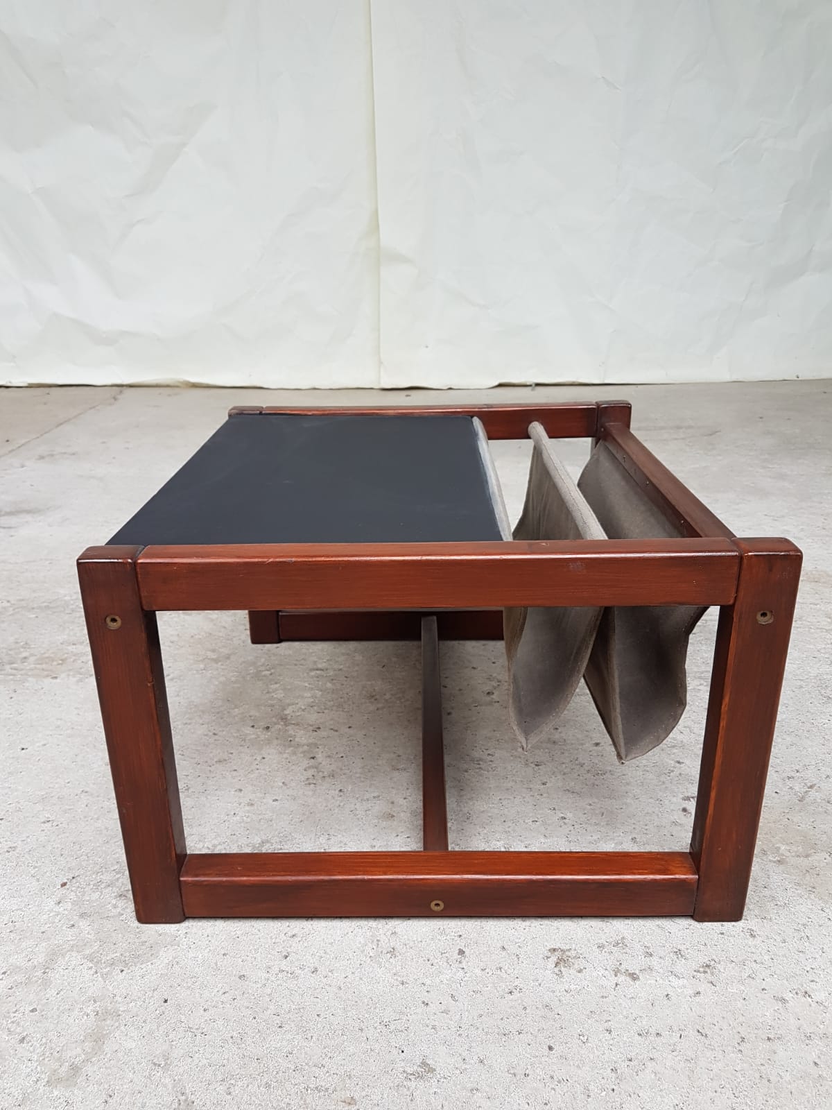 Coffee table with magazine rack