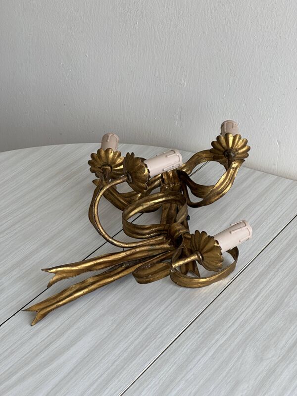 Paire d’appliques anciennes en métal