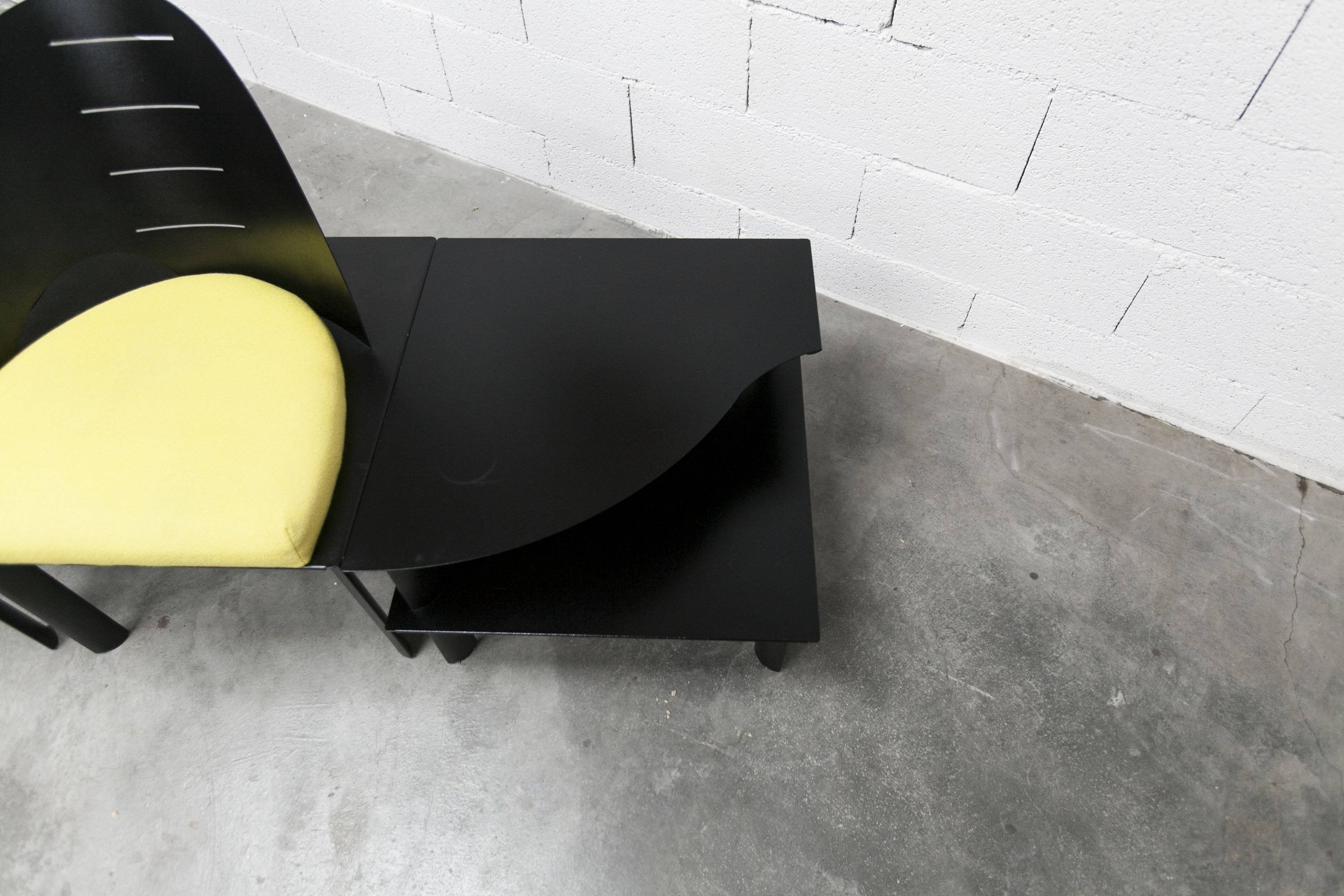 Ensemble 2 fauteuils + table basse design patrice bonneau genexco 1980