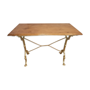 table de bistrot