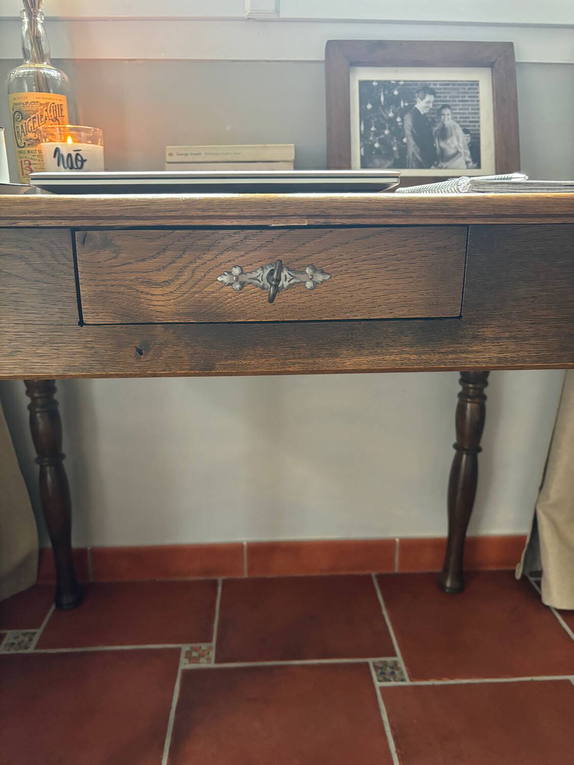 Table console / petit bureau élégant