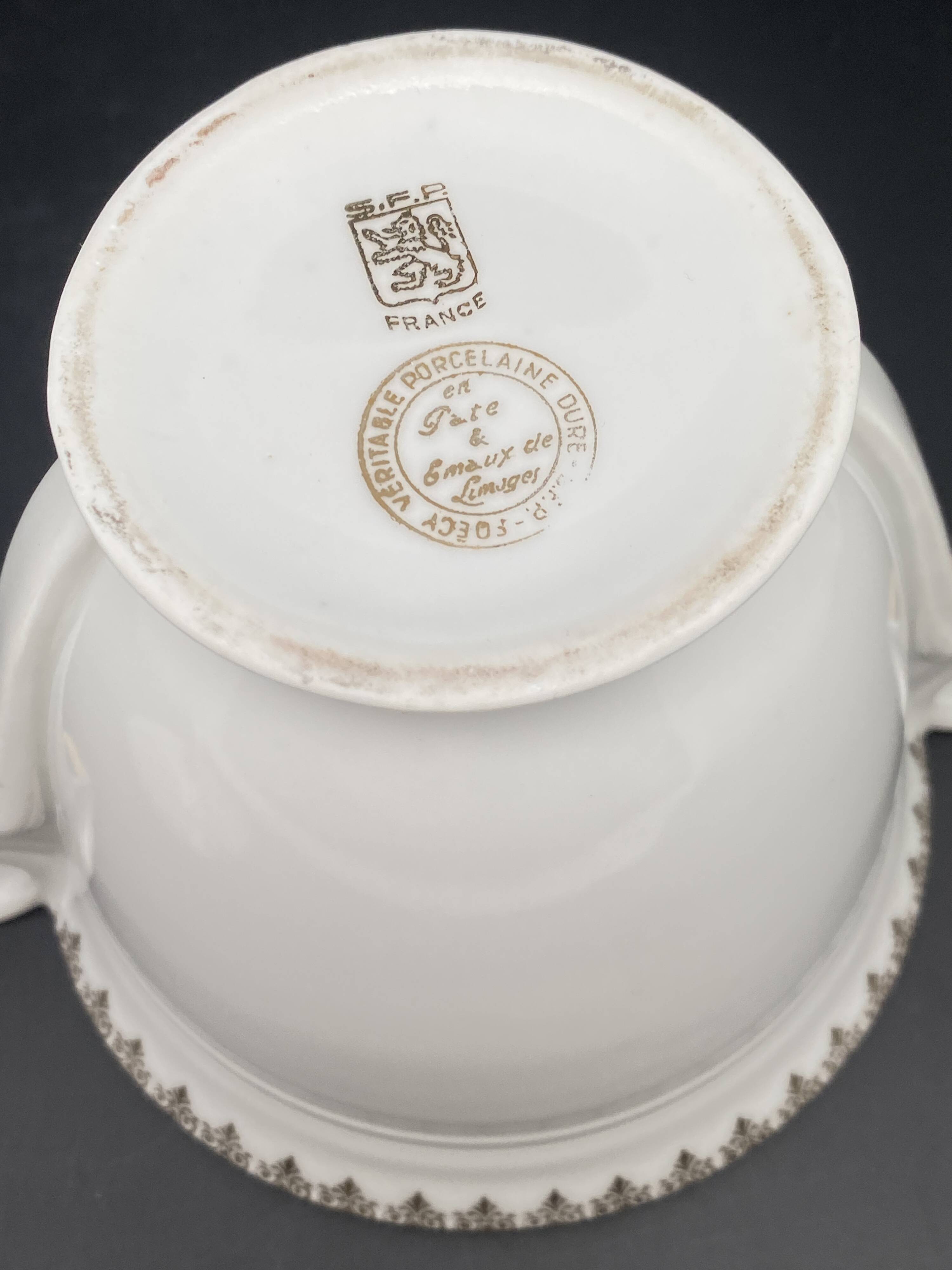 White and gilded Limoges porcelain tea/coffee service – MPM0724SV1
