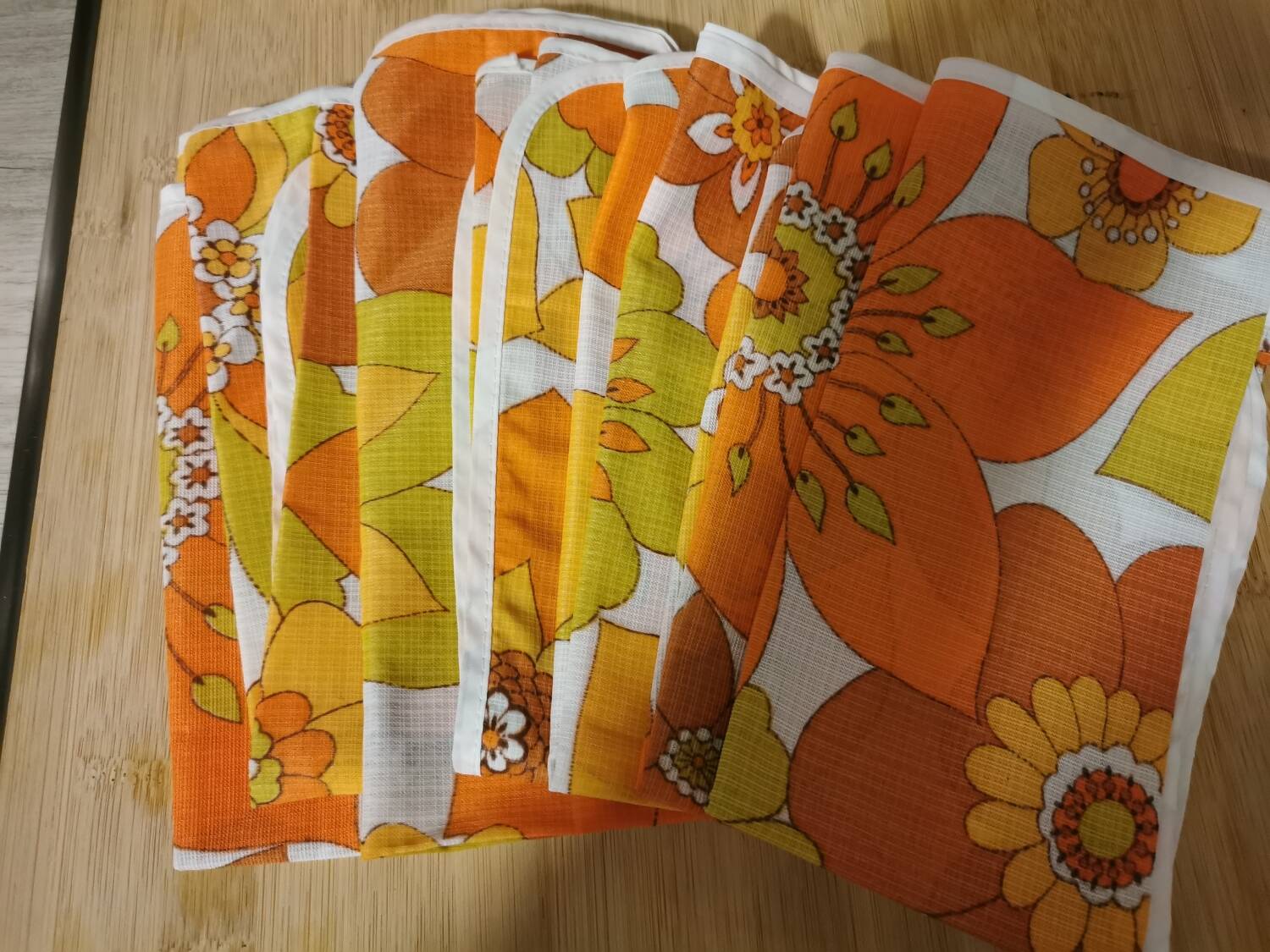 Set of vintage floral napkins