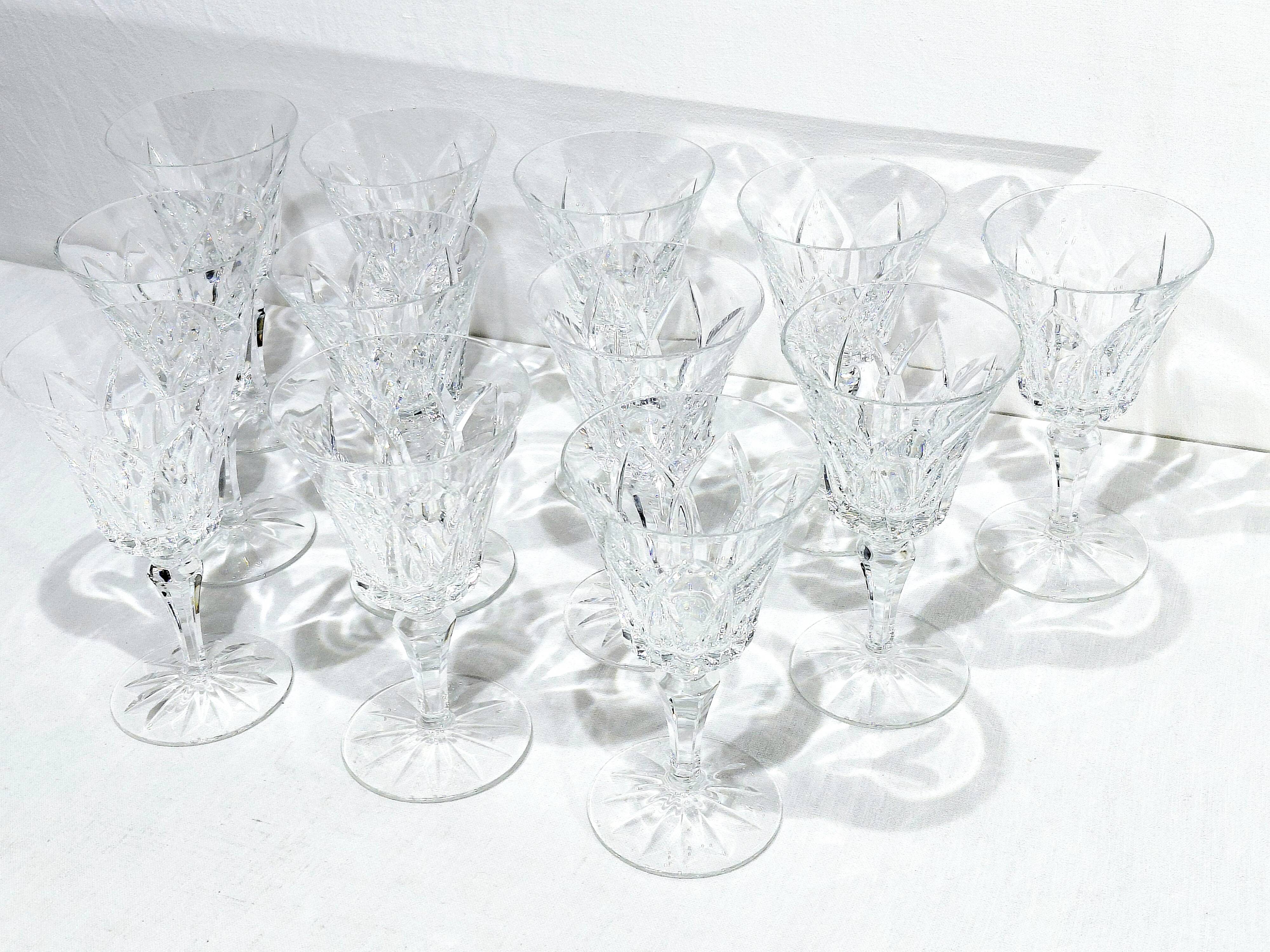12 White Wine Glasses St Louis Camargue Model
