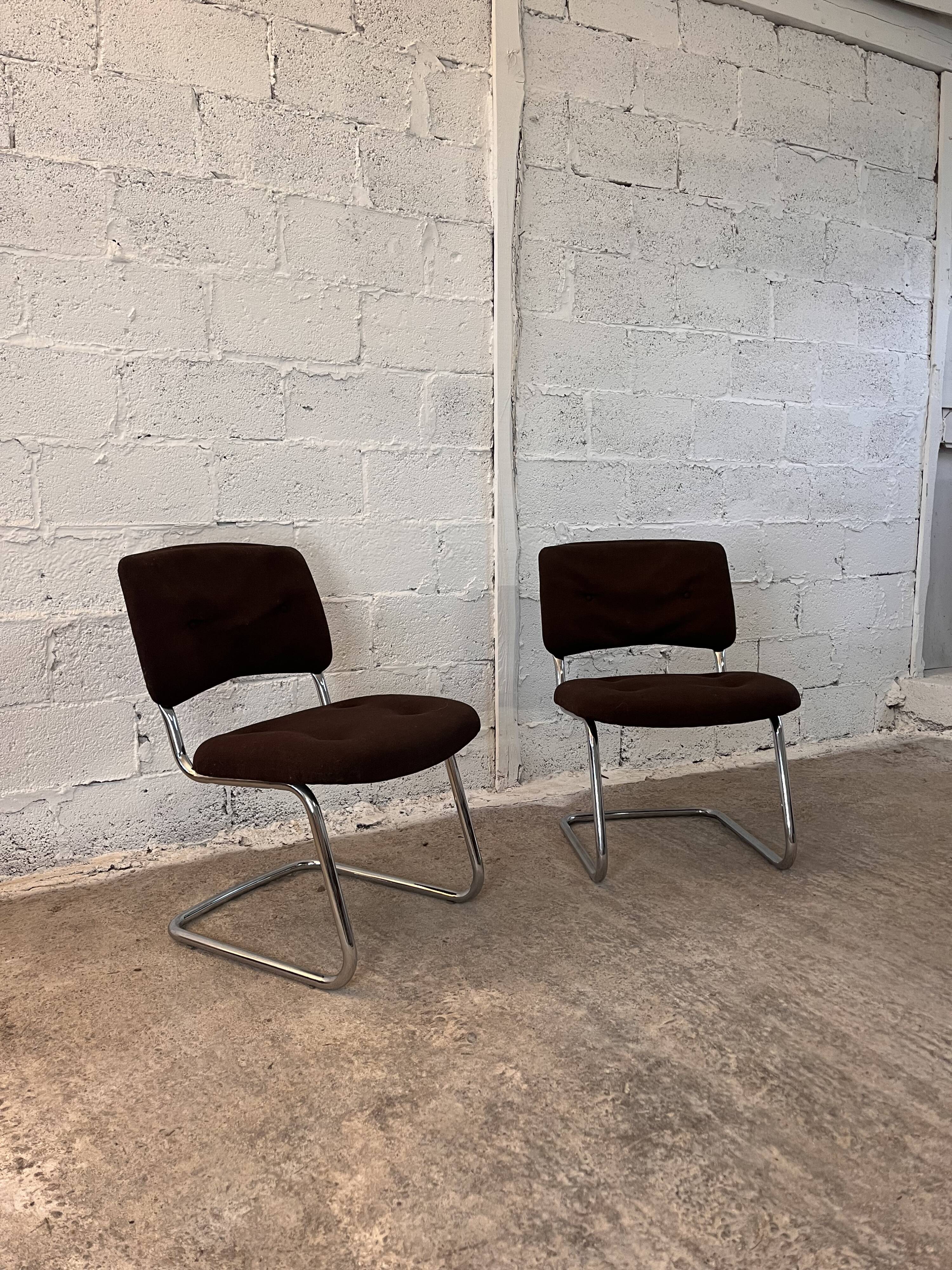 Strafor office chair