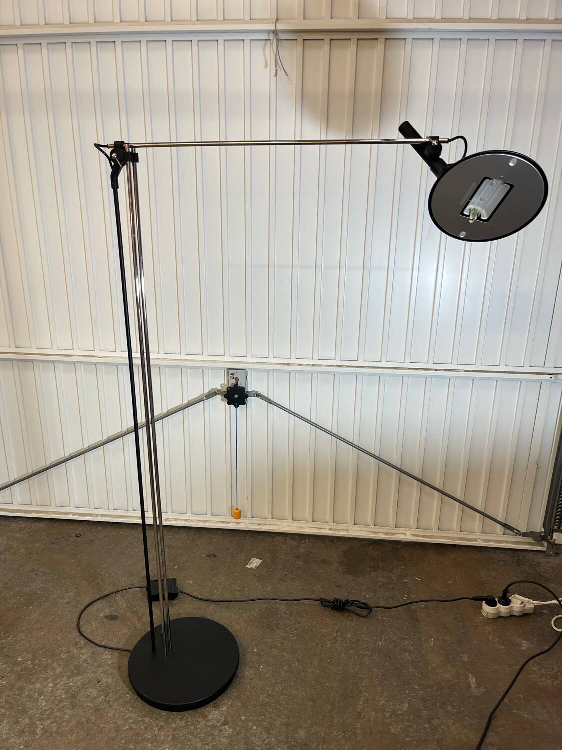 Lampadaire Lyda design italien pour luci années 80