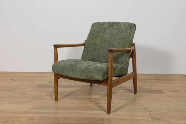 Fauteuil GFM-64 du milieu du siècle par Edmund Homa pour l'usine de meubles Gościcińskie, Pologne
