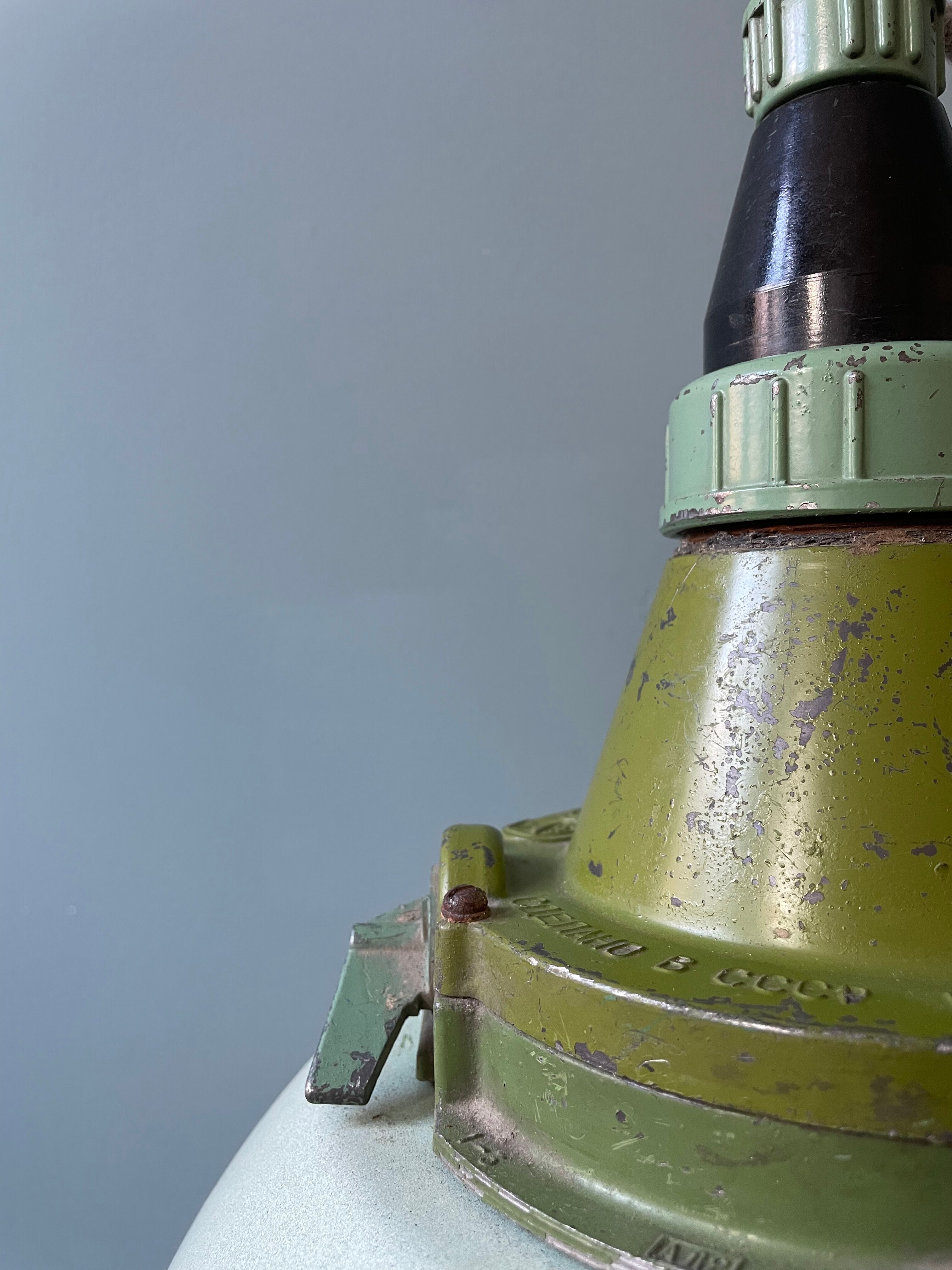 Soviet industrial suspension