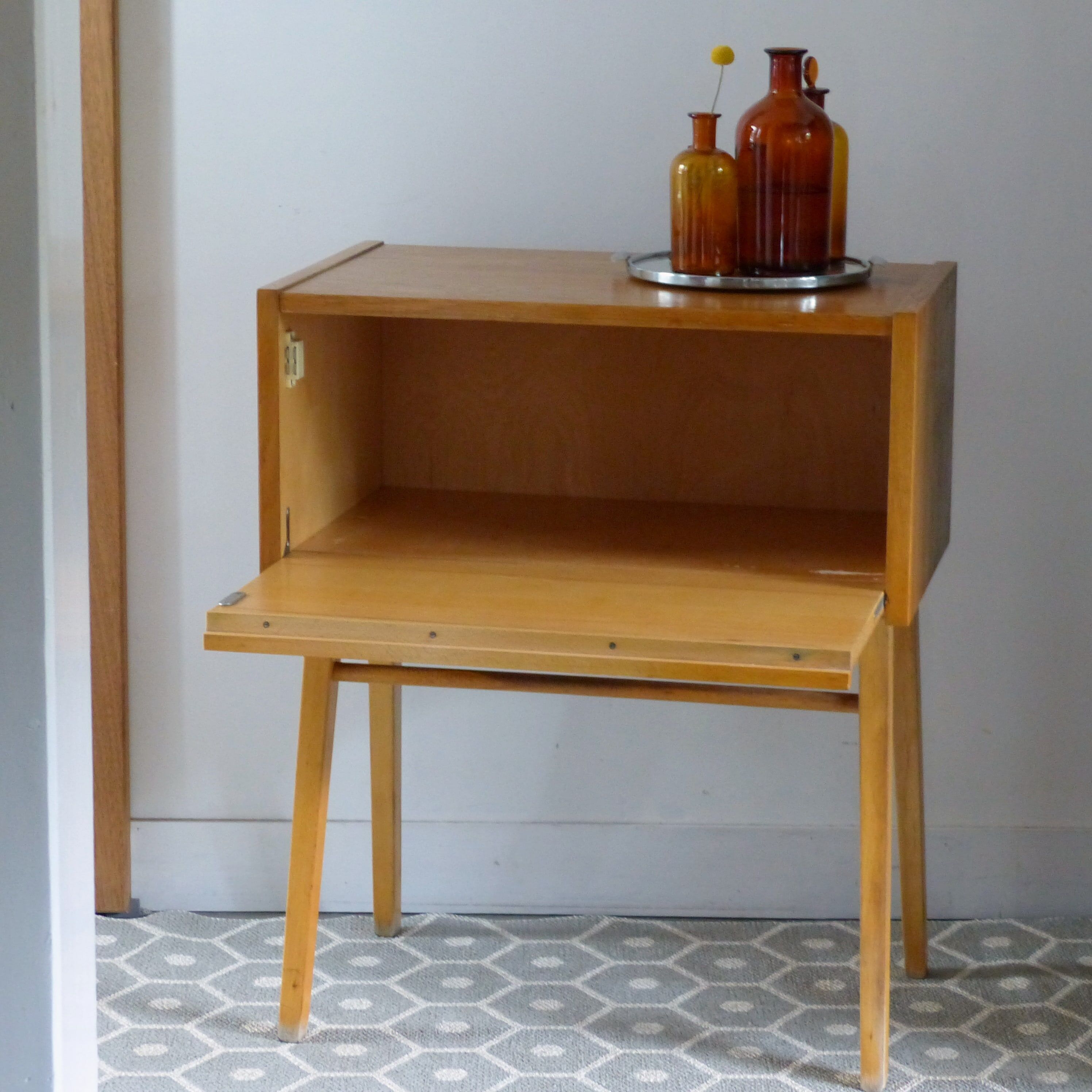 Furniture storage a flip-top box