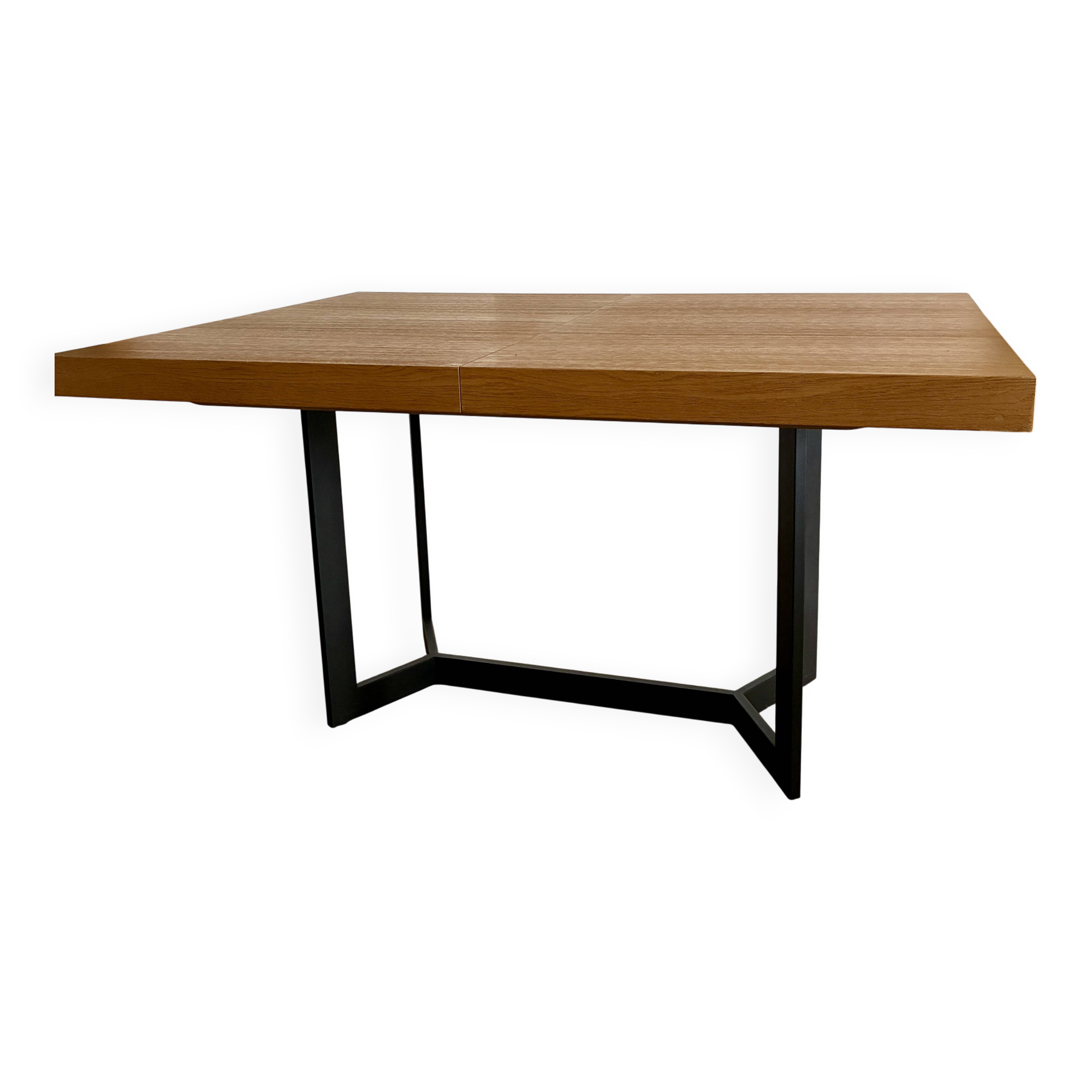 Natural oak dining table