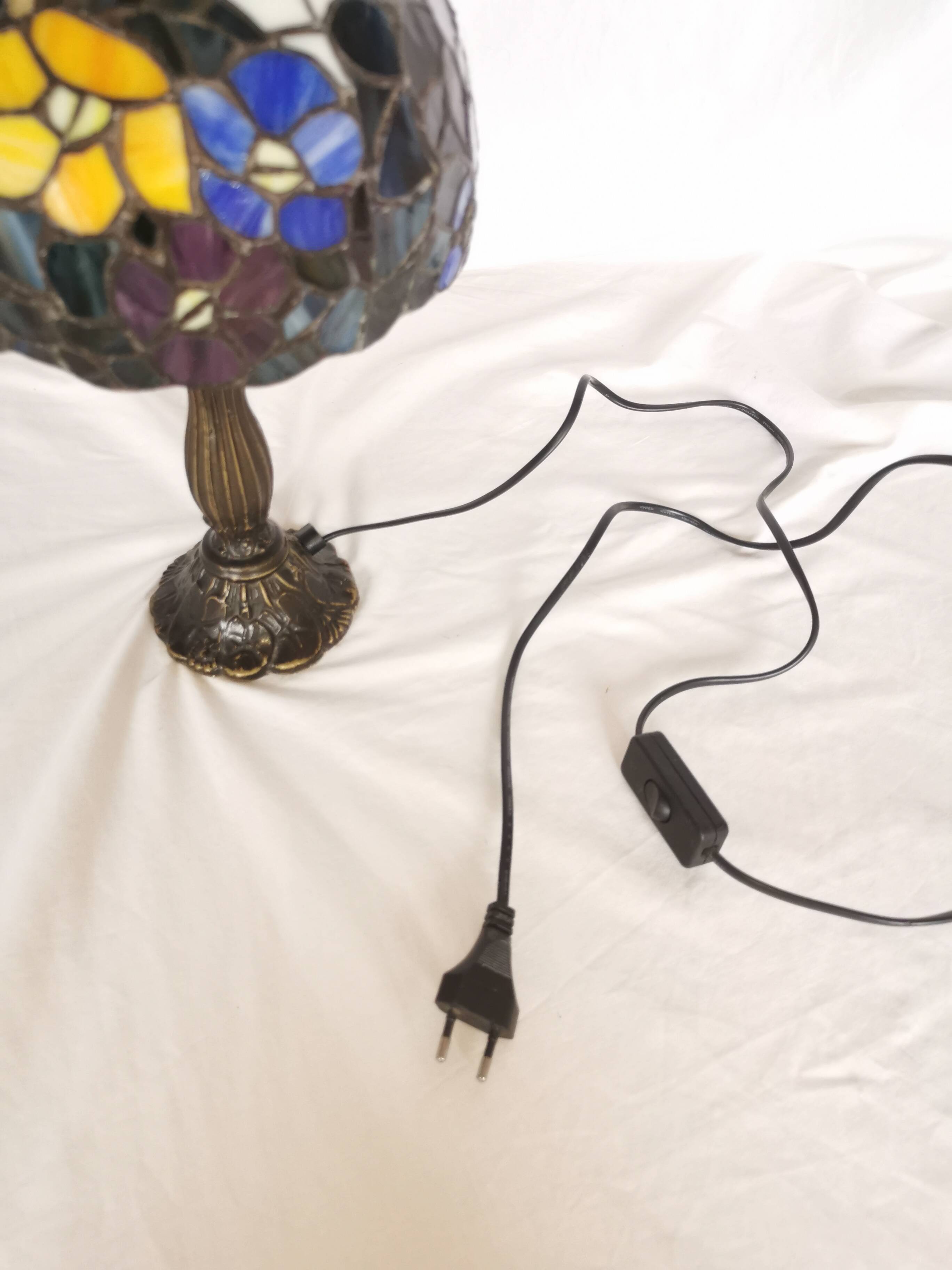 Tiffany style lamp, leaded stained glass, art nouveau.