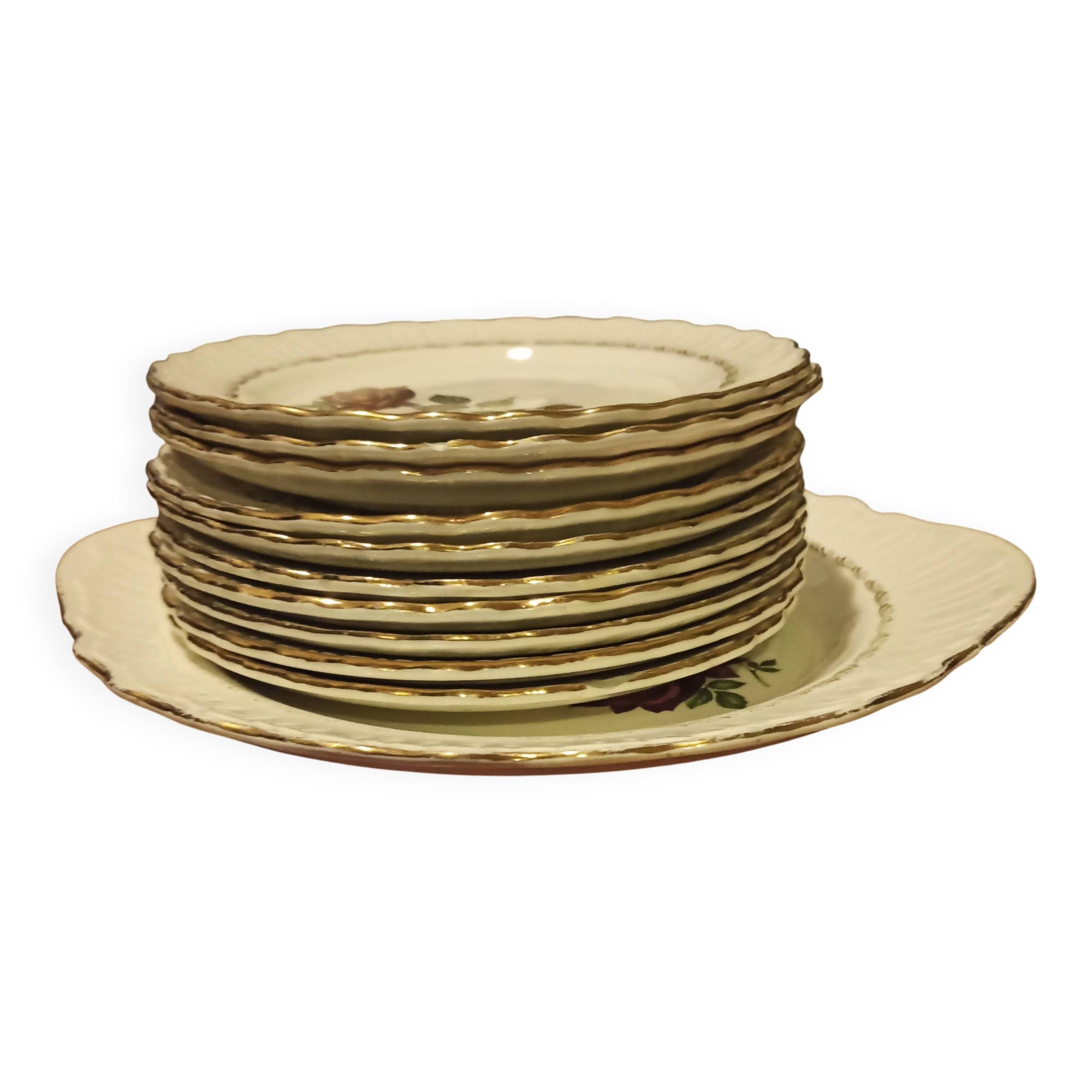 Pie dish (1 unit), dessert plates (10 units), Medici