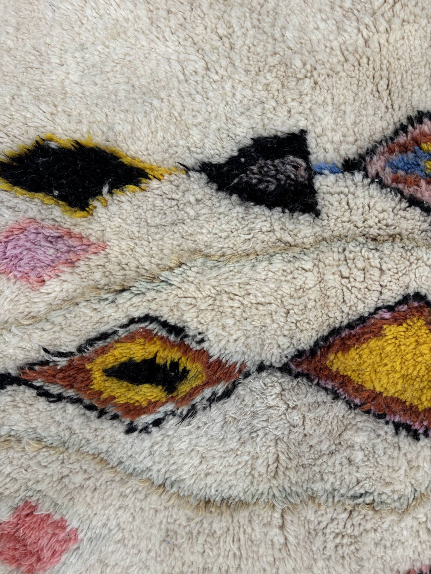 New Moroccan Berber rug M'rirt – 200x300 cm – Multicolored diamonds
