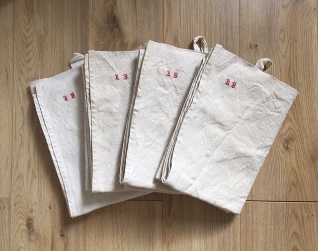 Set of 4 old tea towels in thick linen