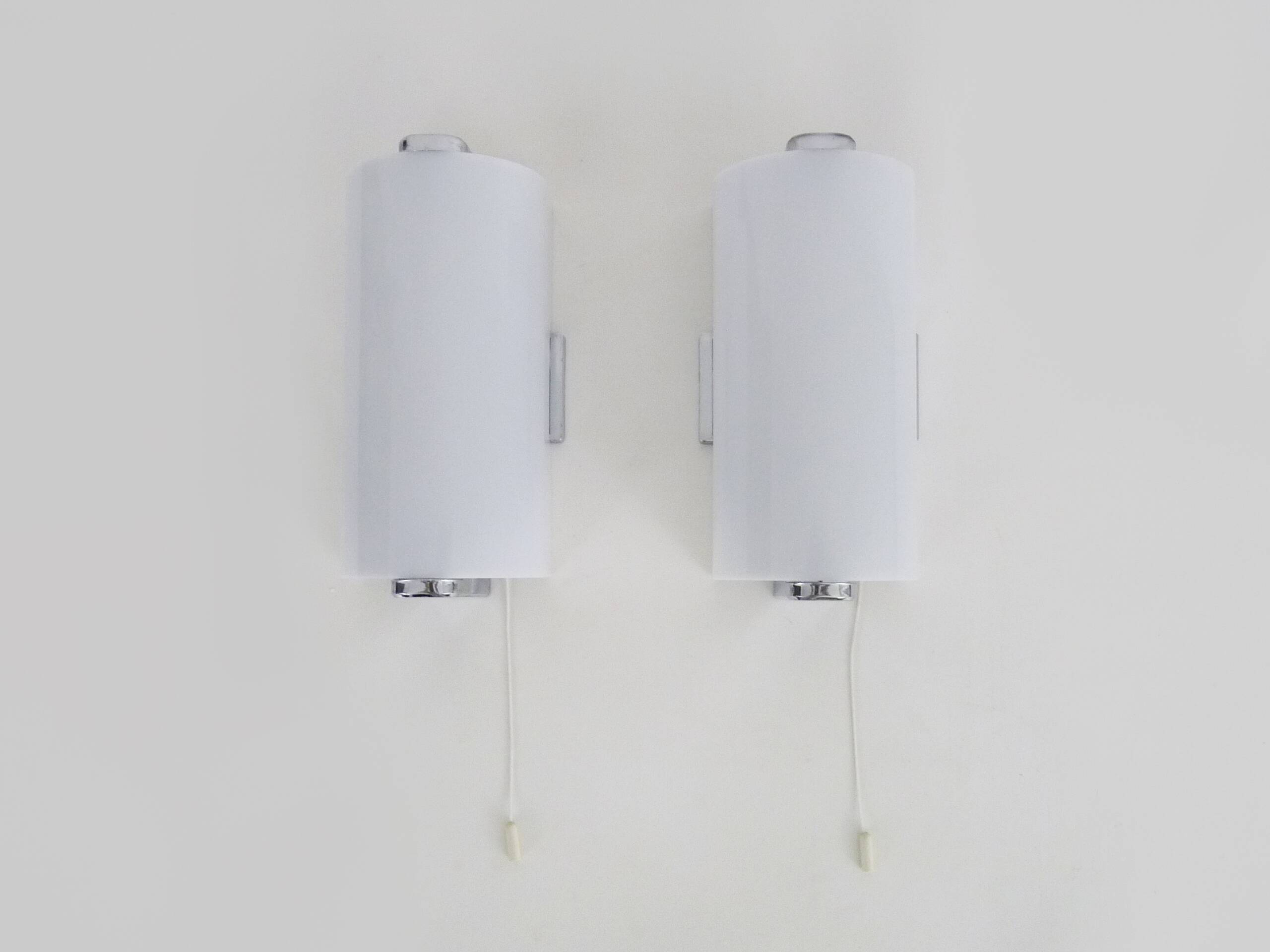 Pair of vintage wall sconces Design Sampem 1970s