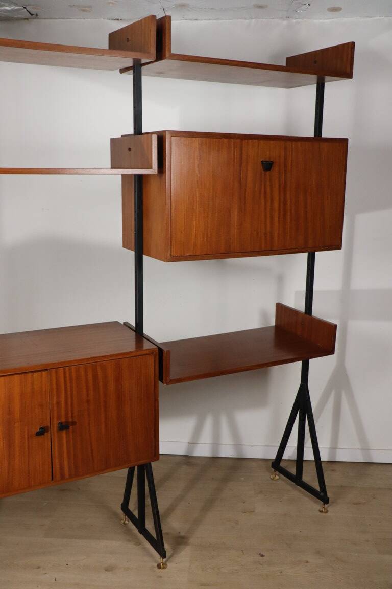 Vintage modular bookcase in wood and metal, Italy, 1960