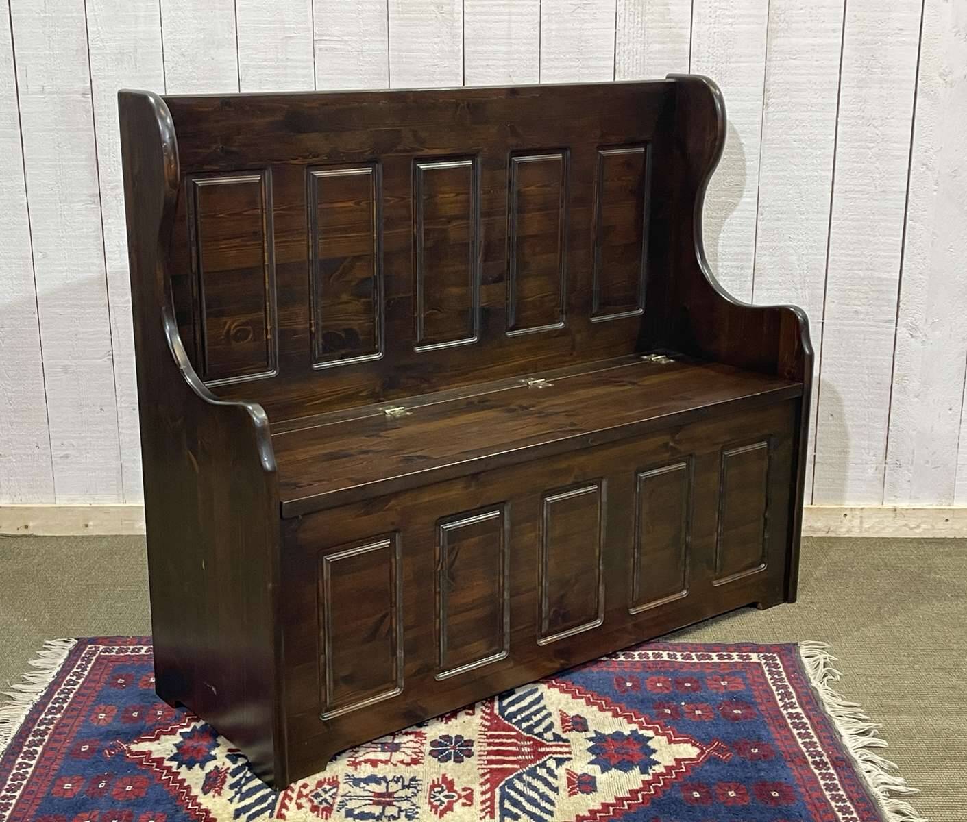Banc coffre anglais en sapin moderne