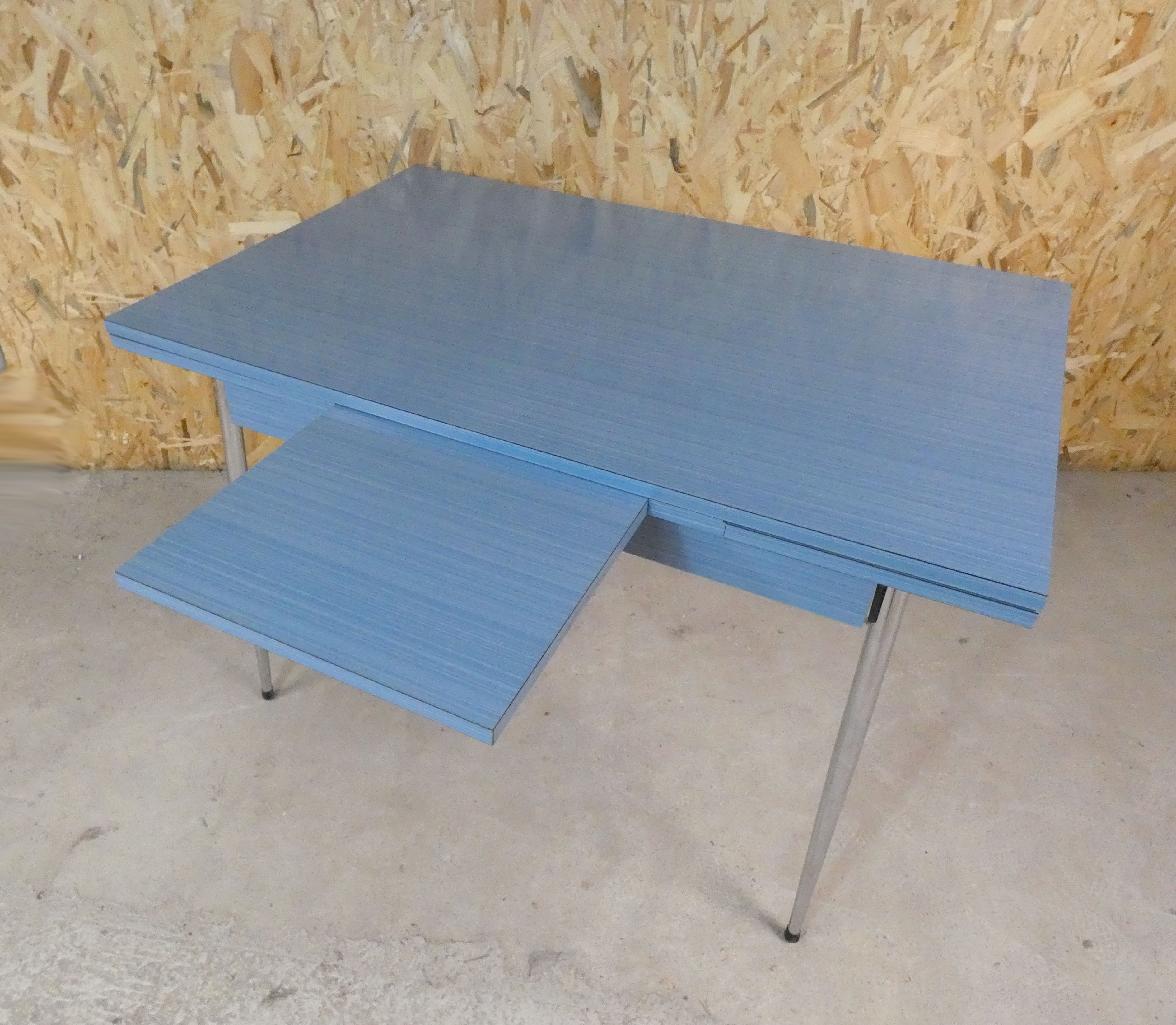 Formica table