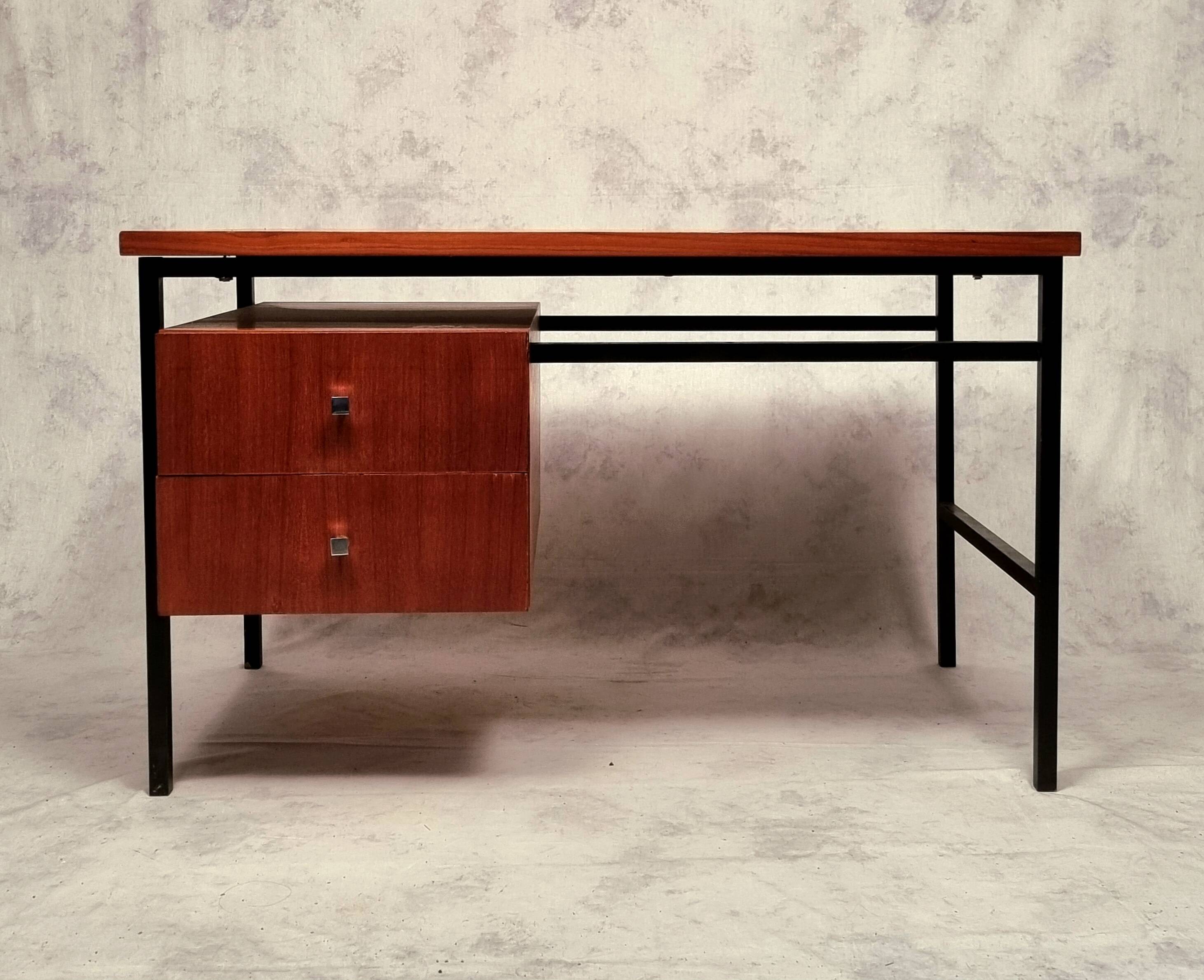 Modernist desk by Luigi Bartolini - Teak - Ca 1960