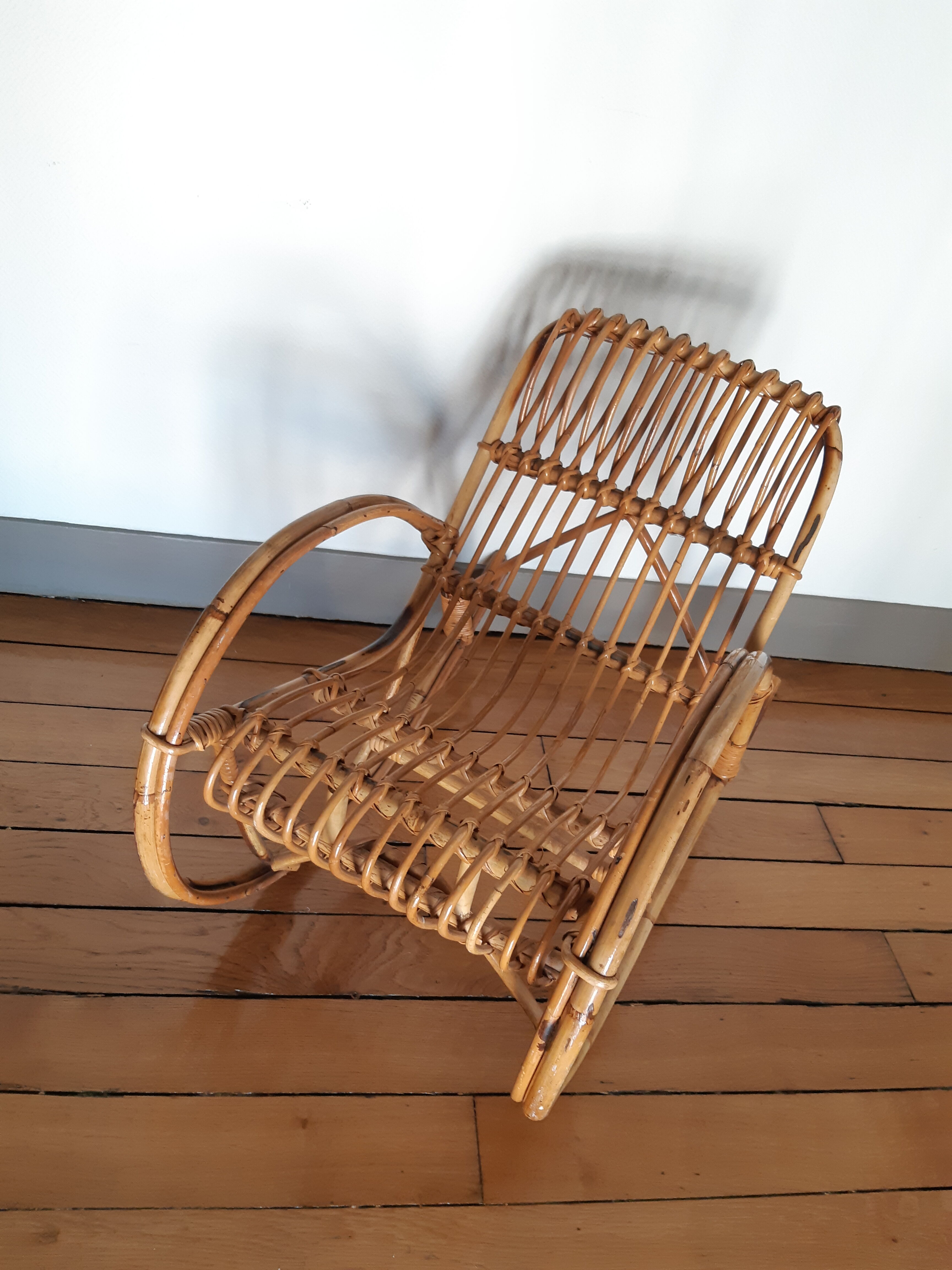 Child rocking chair in rattan