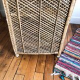 Sublime wicker shelf