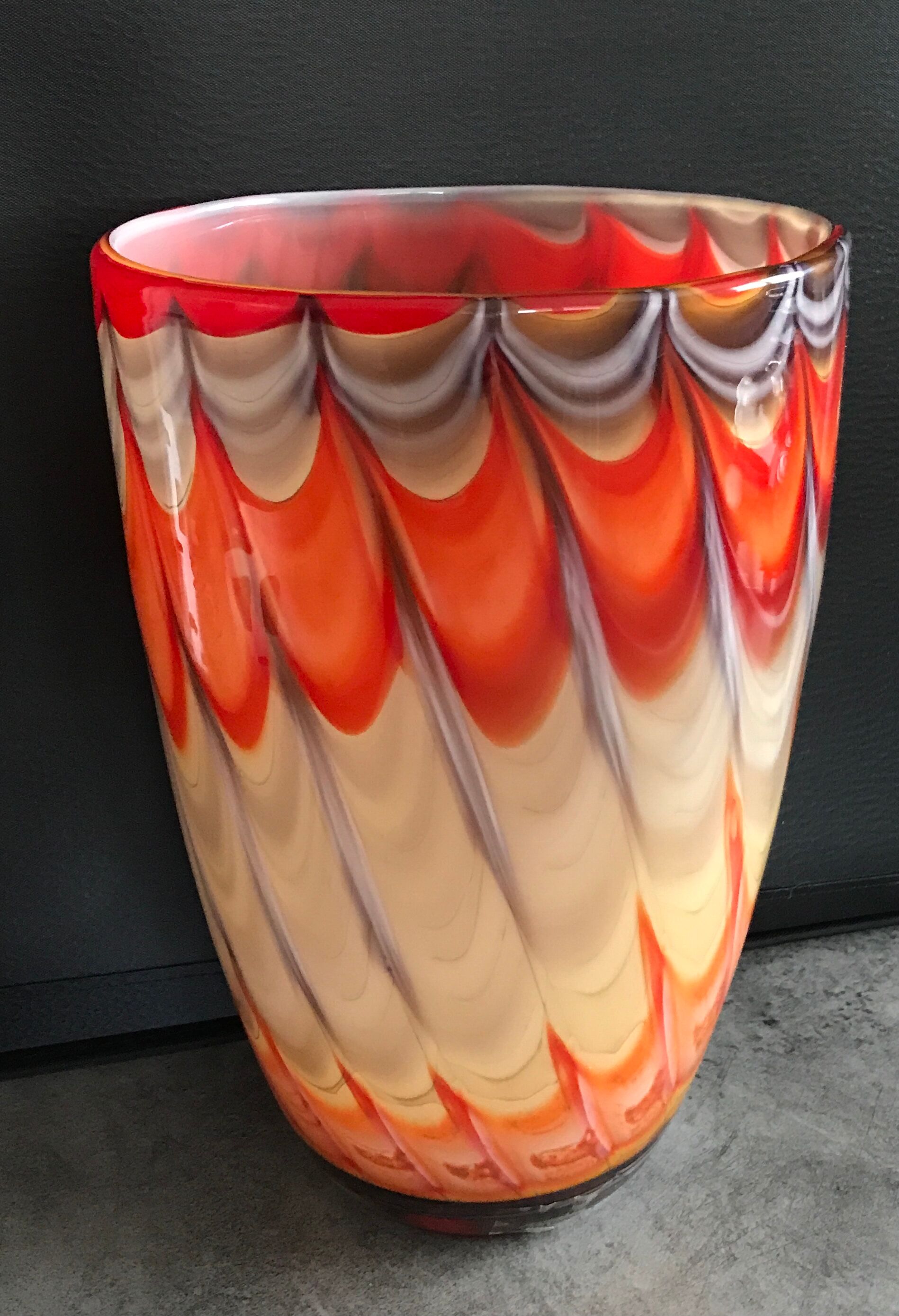 Vase in art verrerie blown glass polychrome mouth 24.5 cm