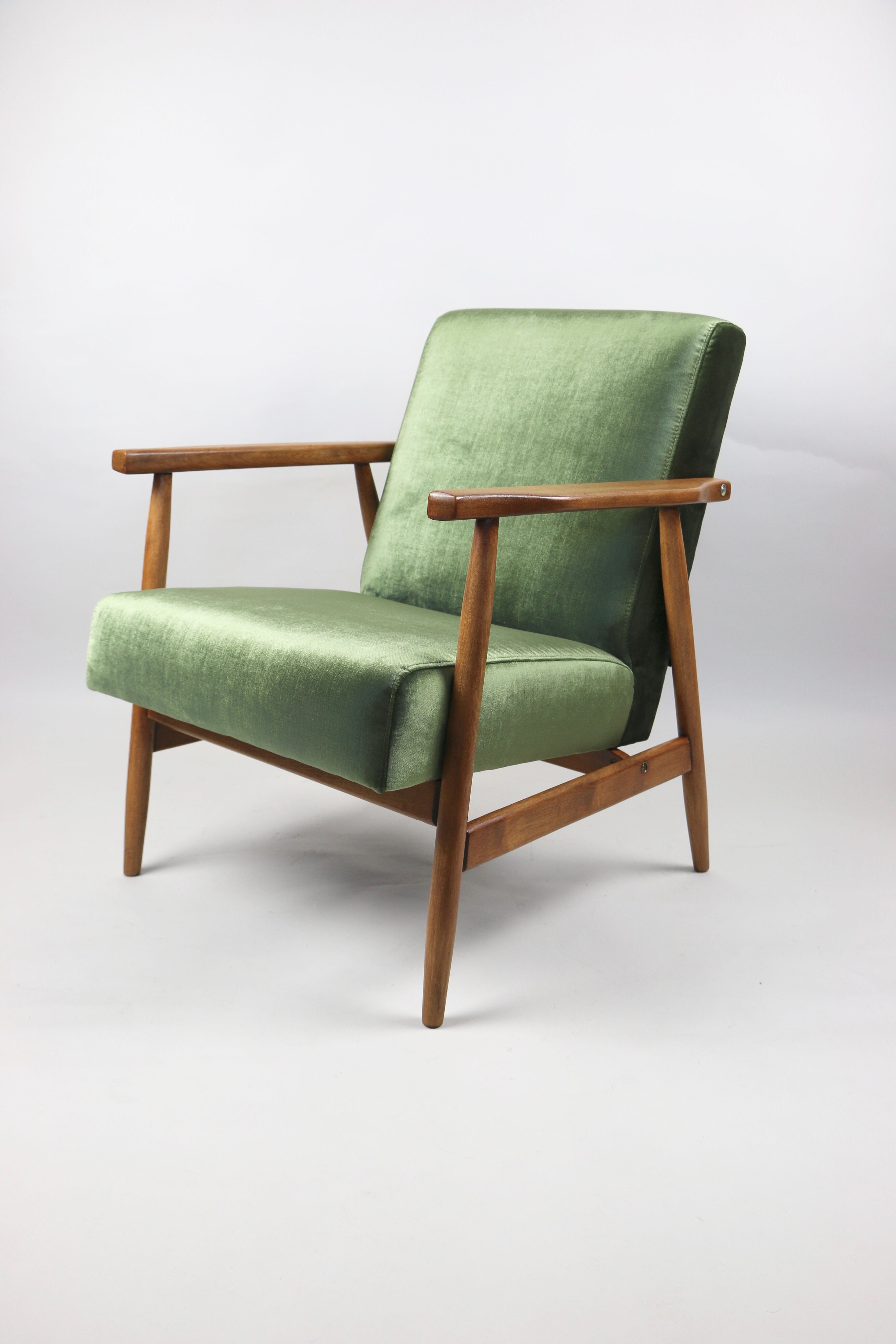Vintage green velvet armchair, 1970