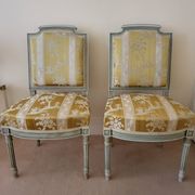 2 Louis XVI style chairs