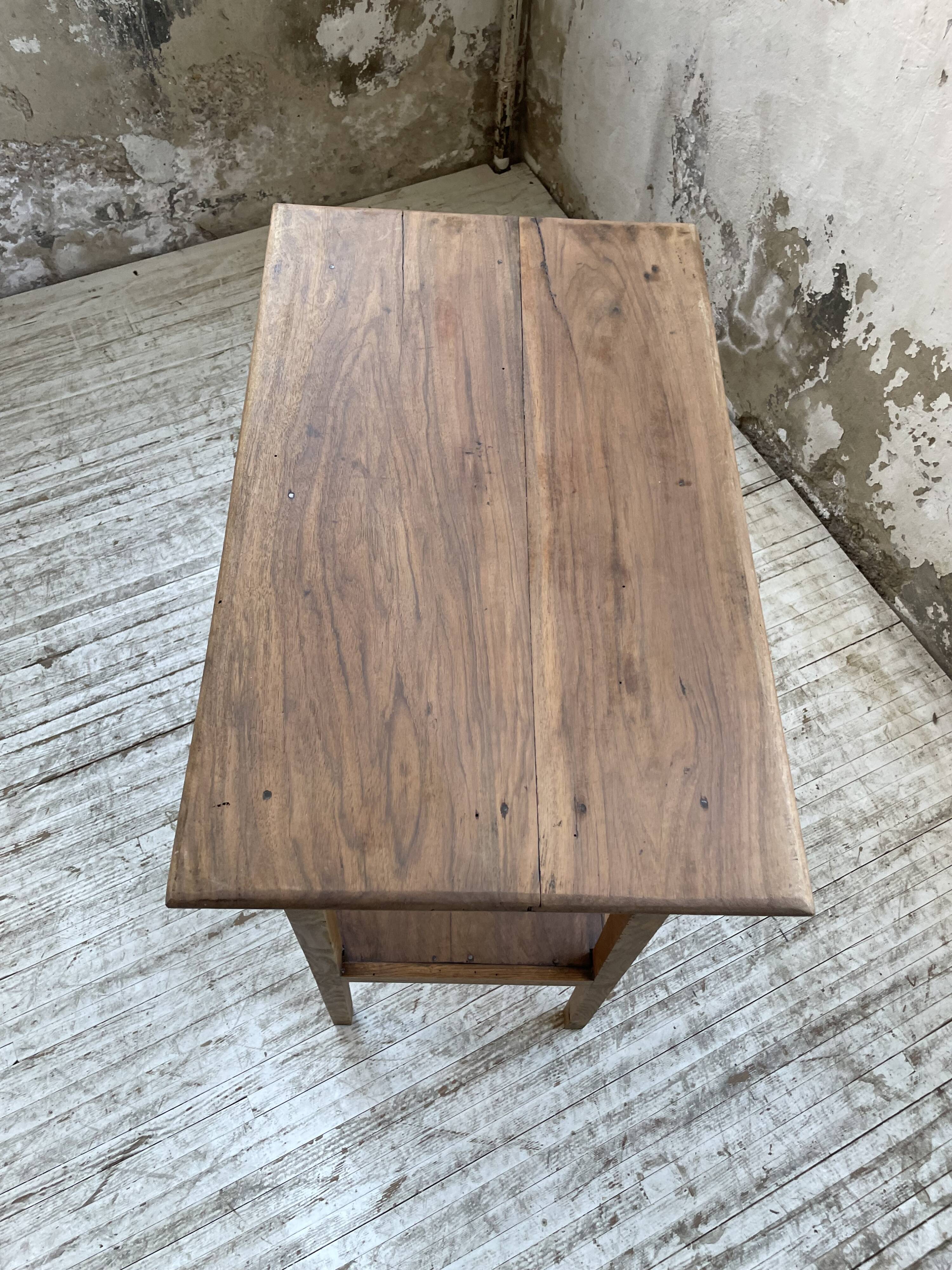 Oak spindle leg console table