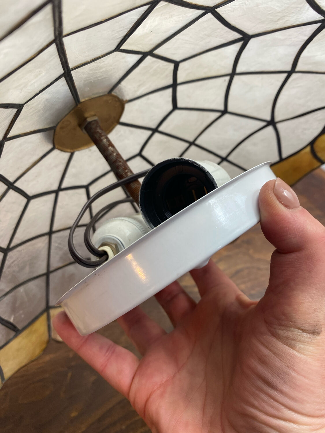 Ceiling light in mother-of-pearl and brass