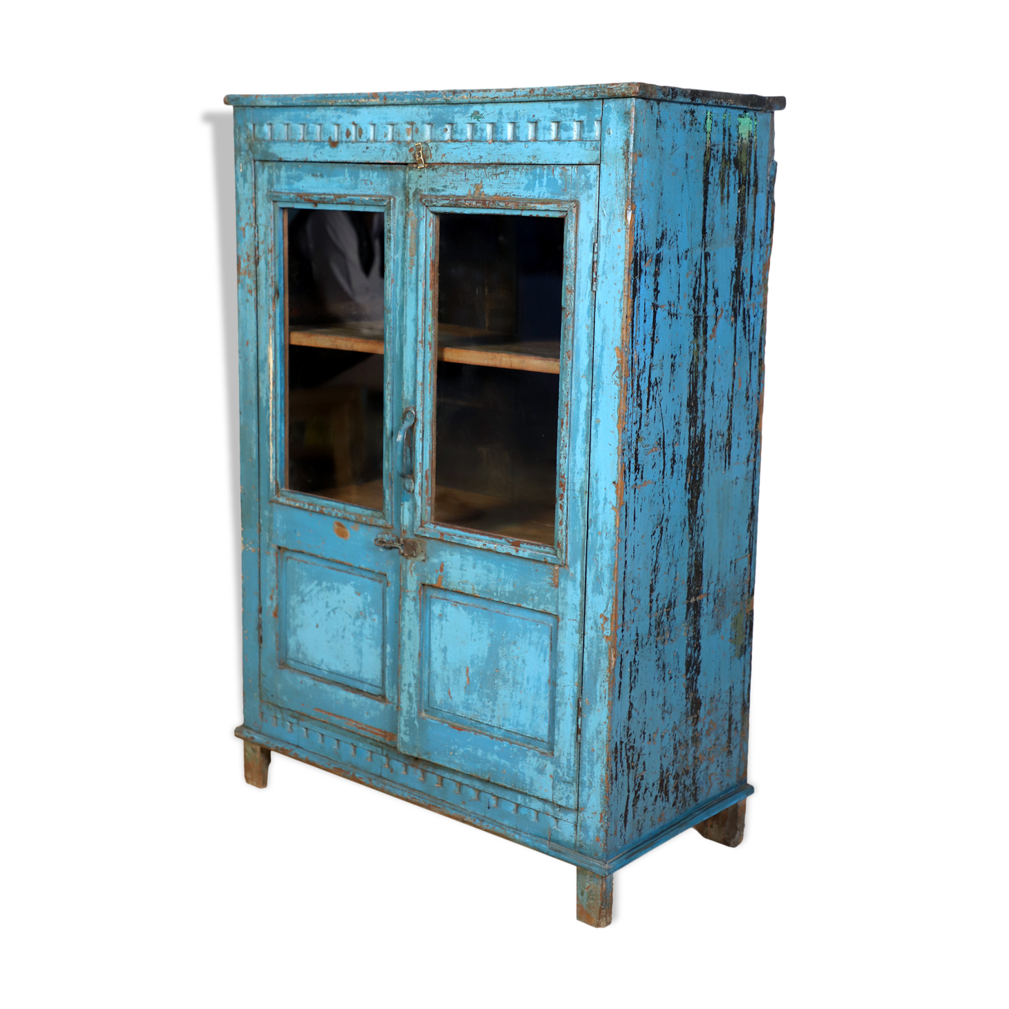 Vaisselier - Burmese teak buffet with original blue patina
