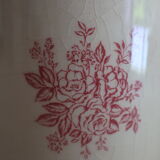 Spice jar with floral lid