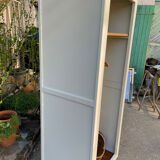 School wardrobe / closet