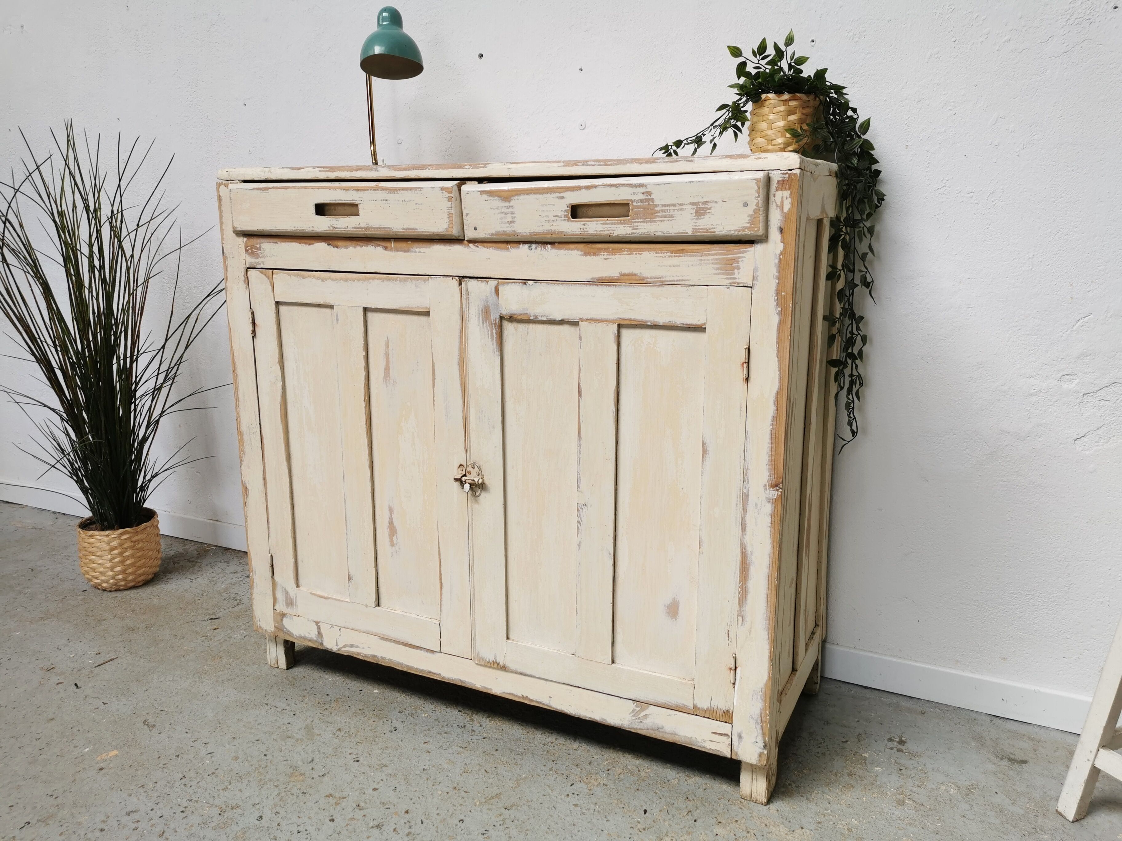 Buffet parisien vintage
