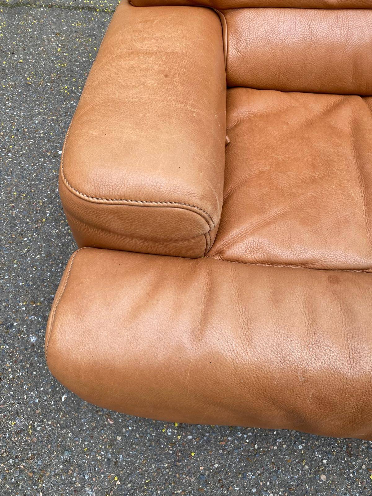 Scandinavian 2-seater canapé in genuine leather from De Sede, Switzerland, 150cm.
