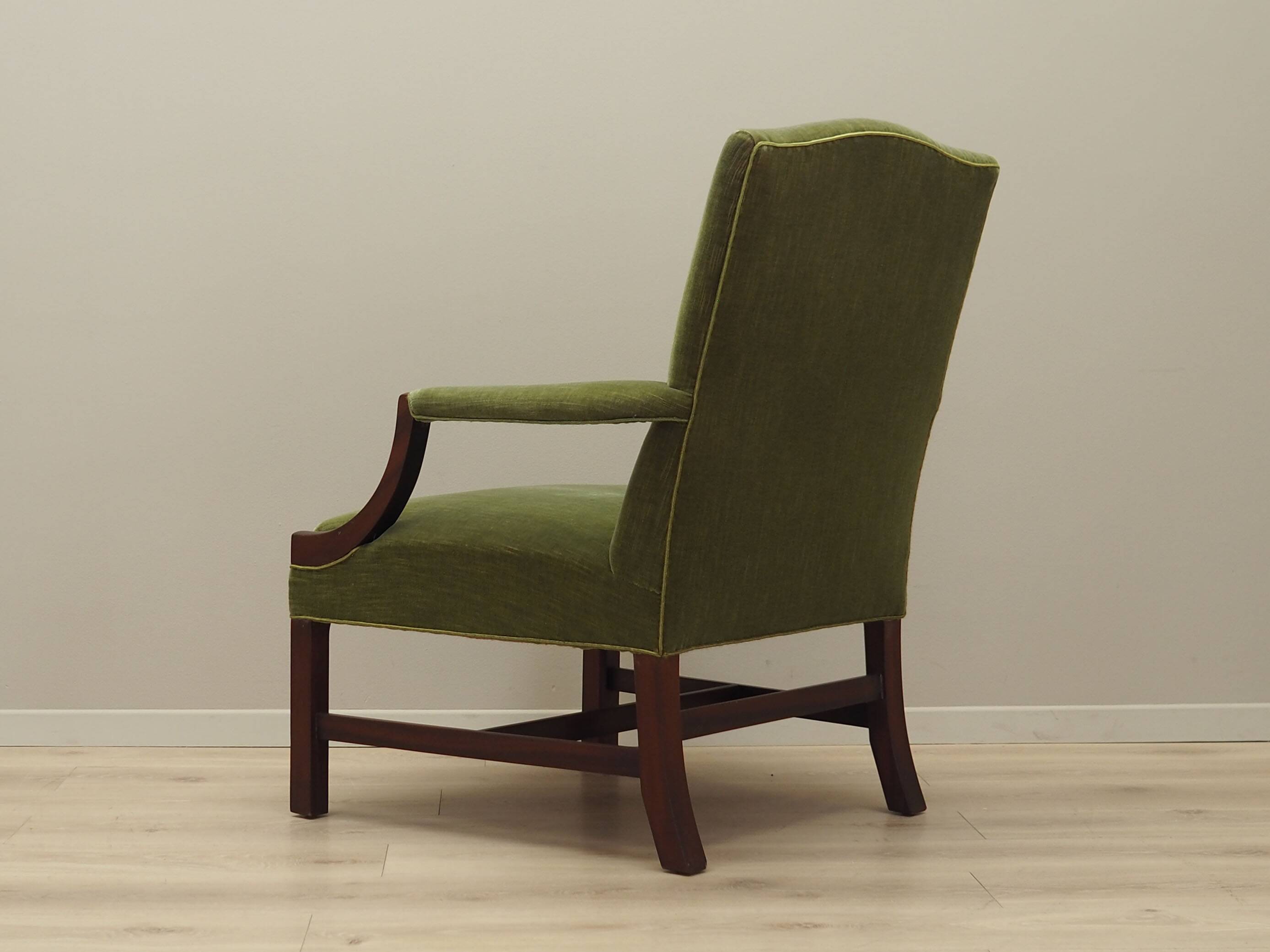 Fauteuil en acajou, design danois, années 1970, production : Danemark