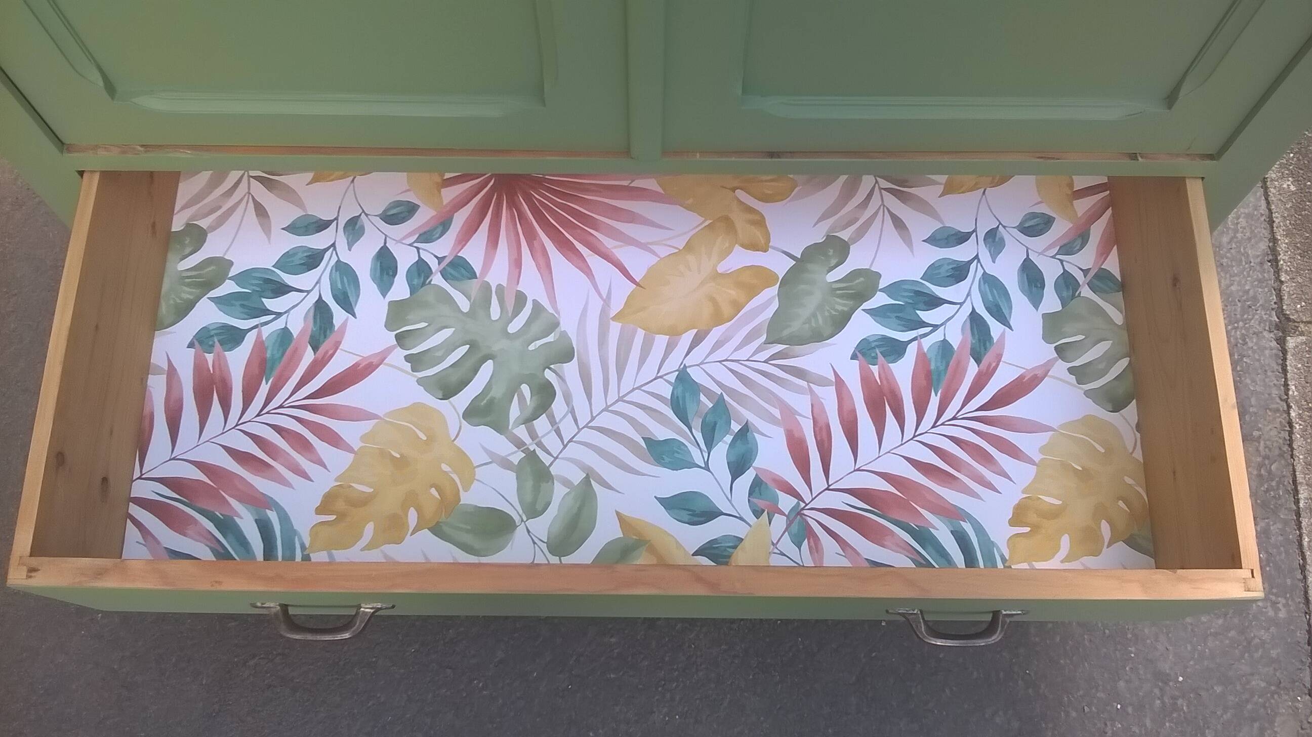 Parisian wardrobe from the 50s