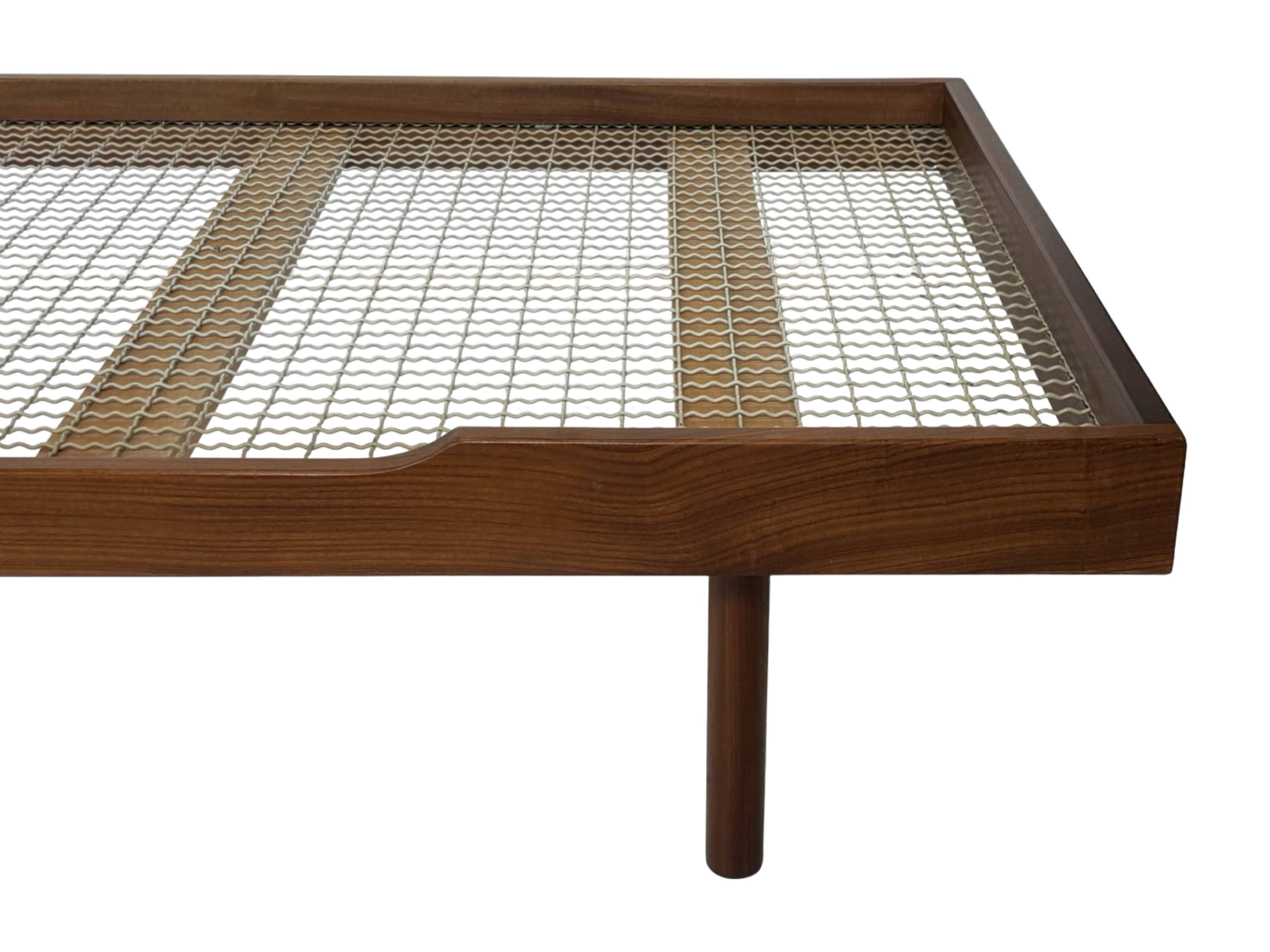 Vintage daybed minimalist design in Teak 1960s