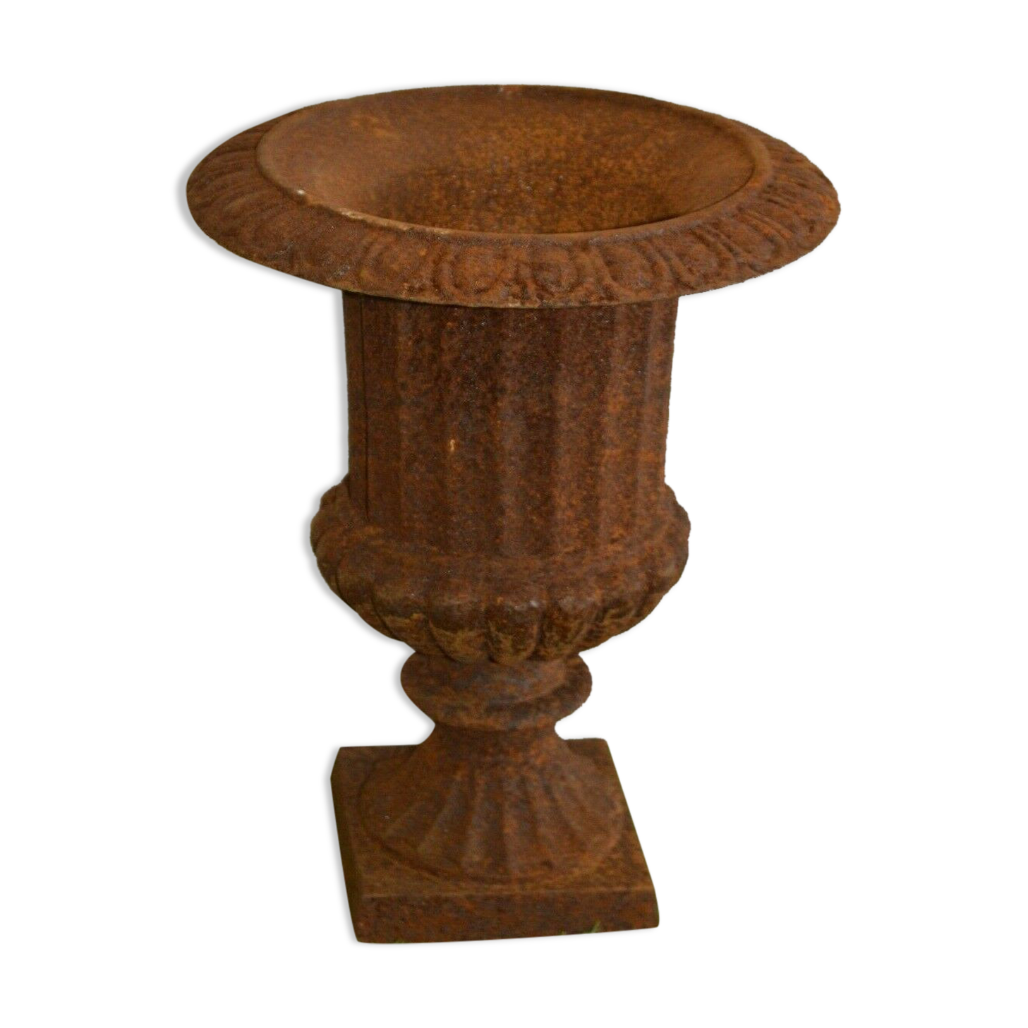 Medici cast iron vase