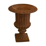 Vase médicis en fonte