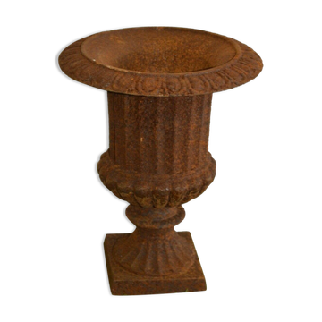 Medici cast iron vase