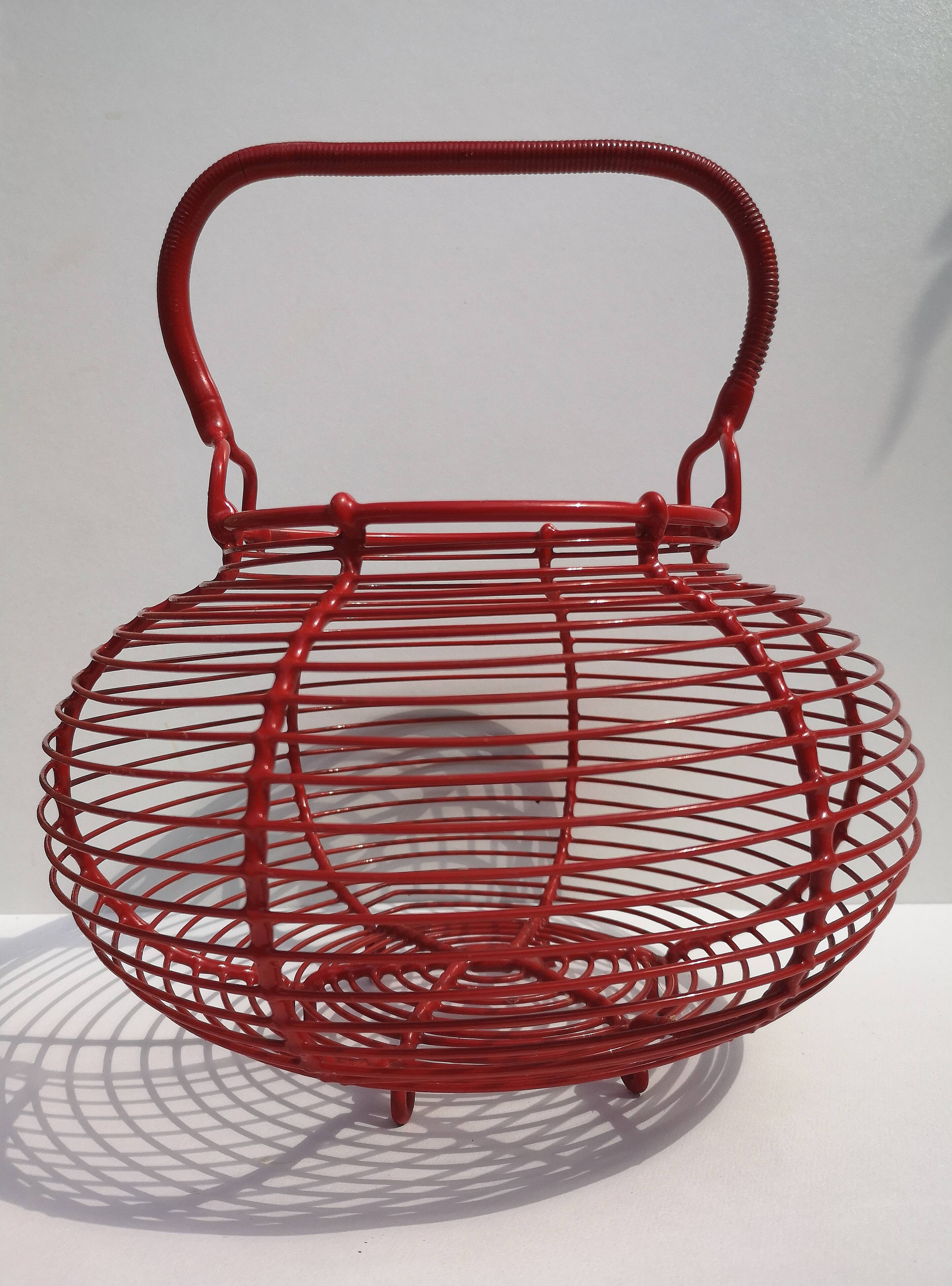 Egg basket