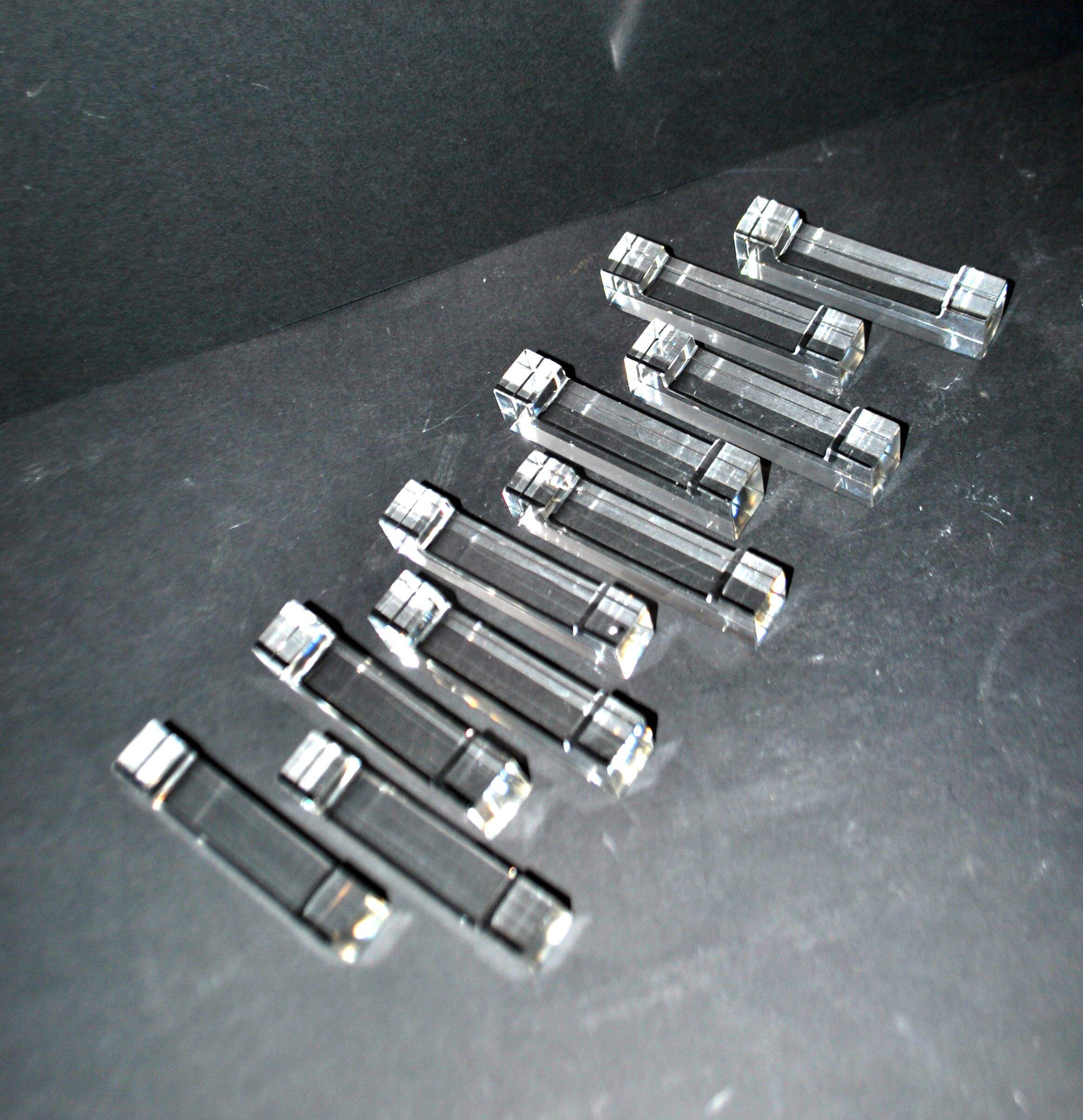 Set of 10 designer crystal knife rests, minimalist style