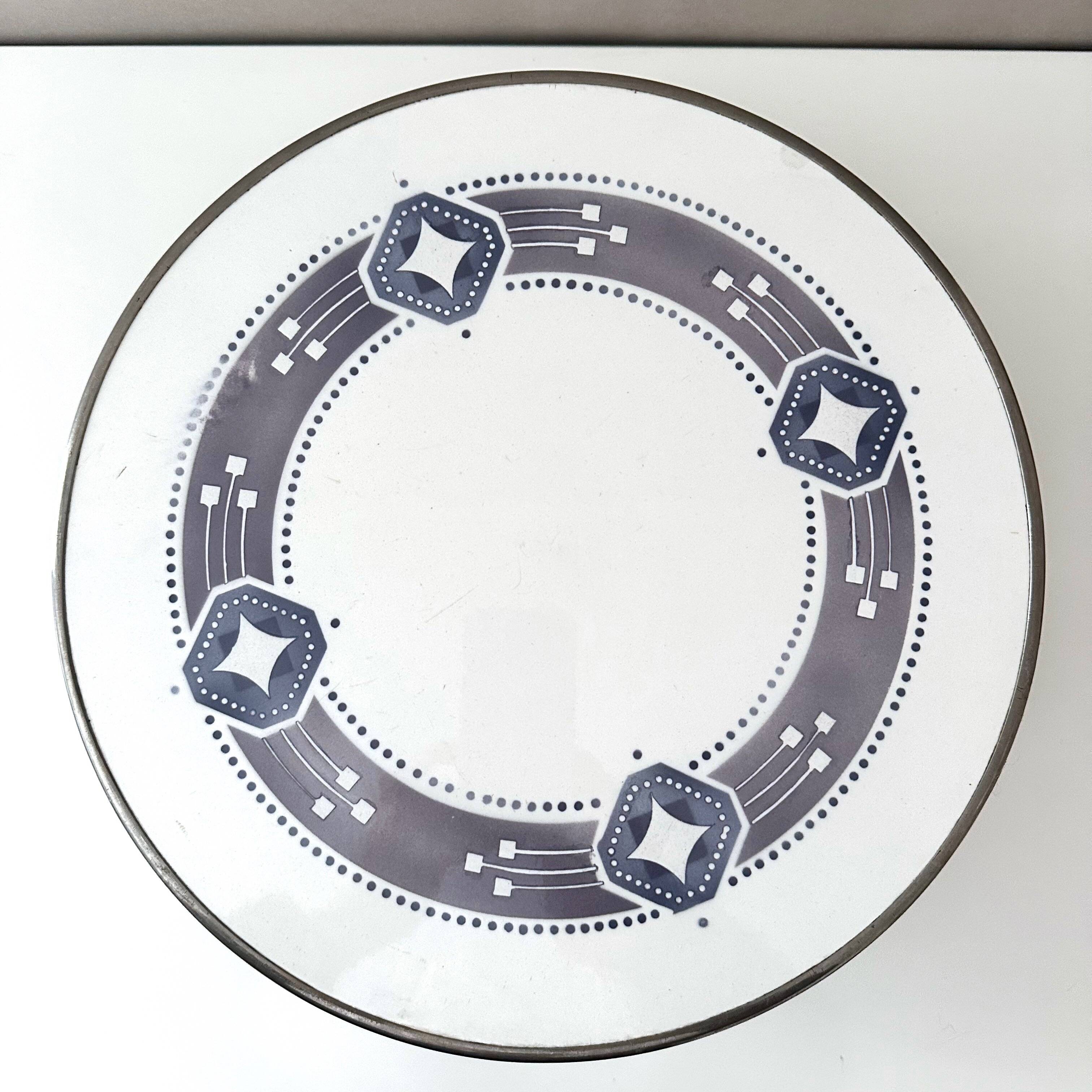 Présentoir à gâteaux sur pied Art Nouveau par Hugo Lonitz