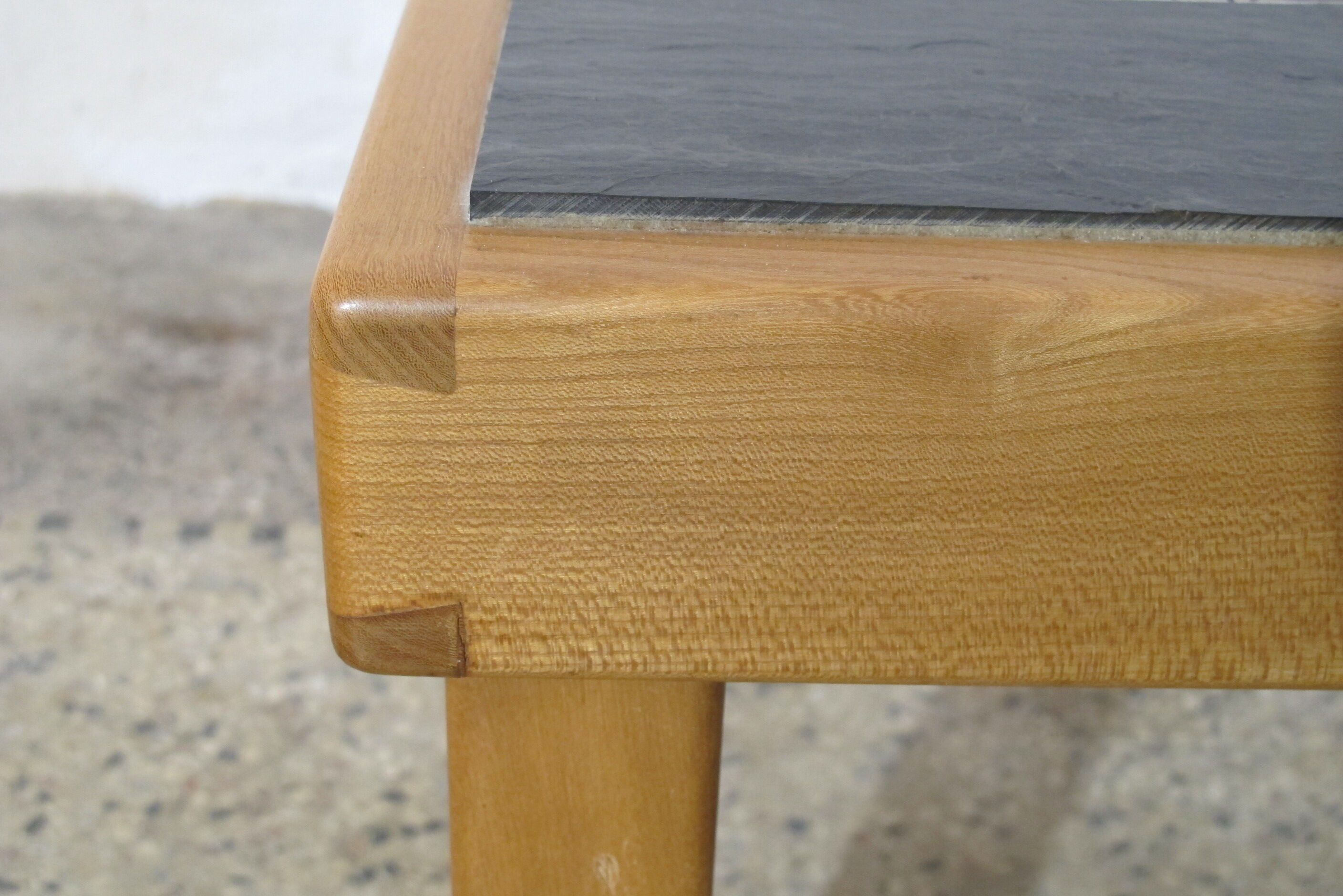 House Regain coffee table in solid elm and slate year 70/80