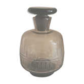 Carafe vintage verre fumé décor gravé