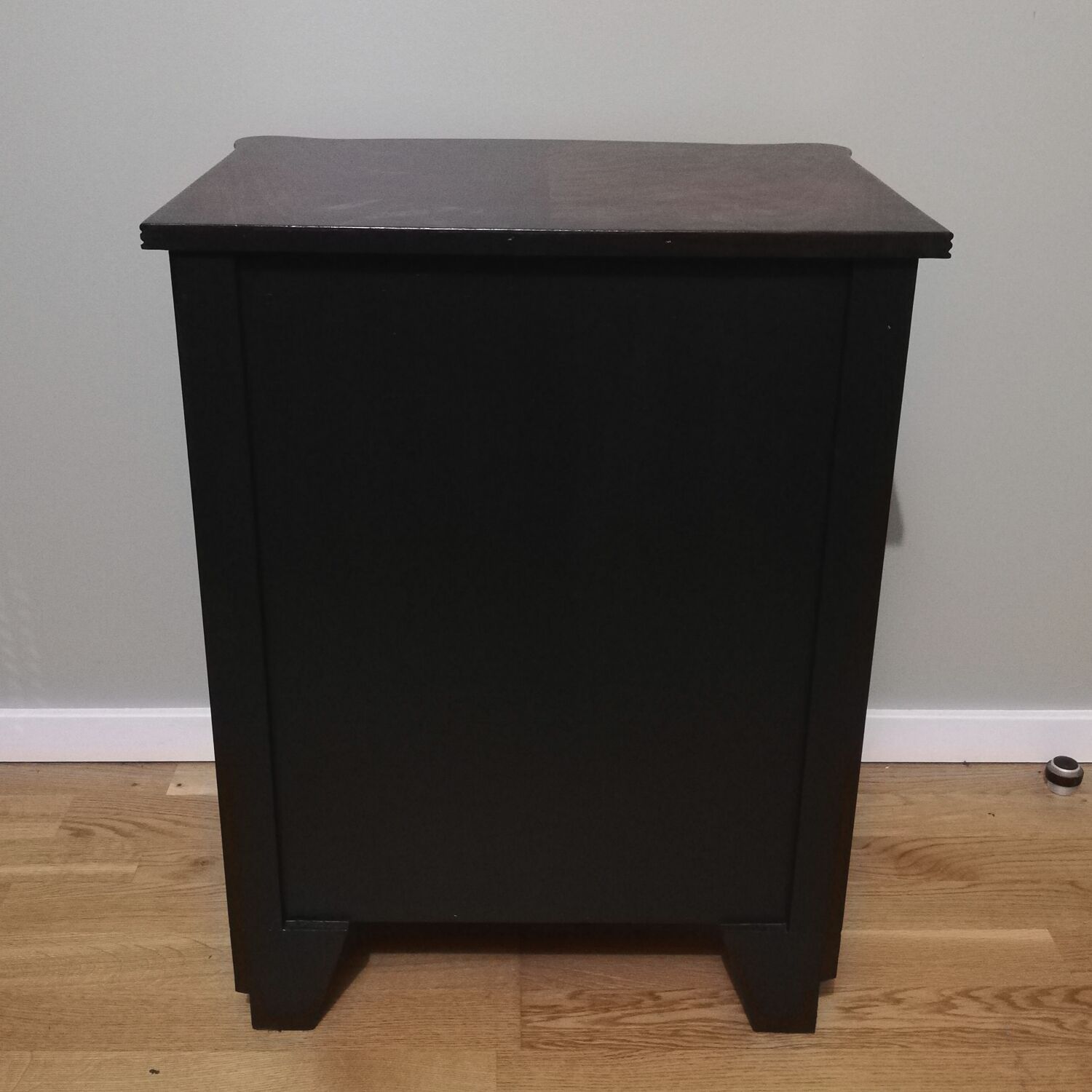 Chest of drawers 4 drawers in walnut and blackened wood.