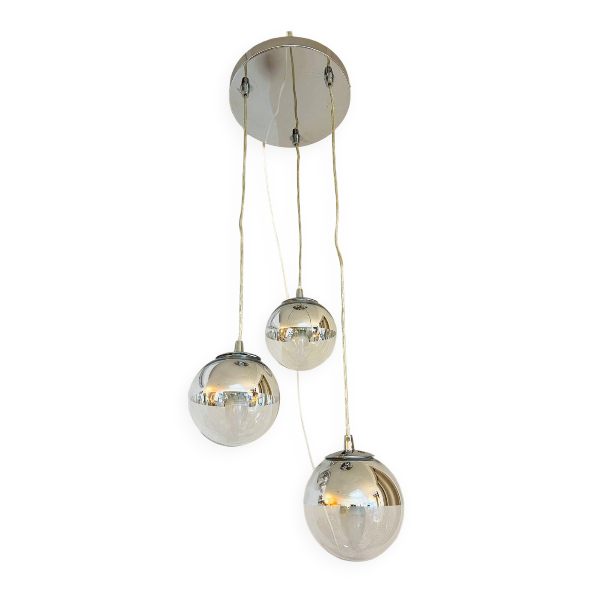 Suspension with triple chrome spheres – 70s spirit