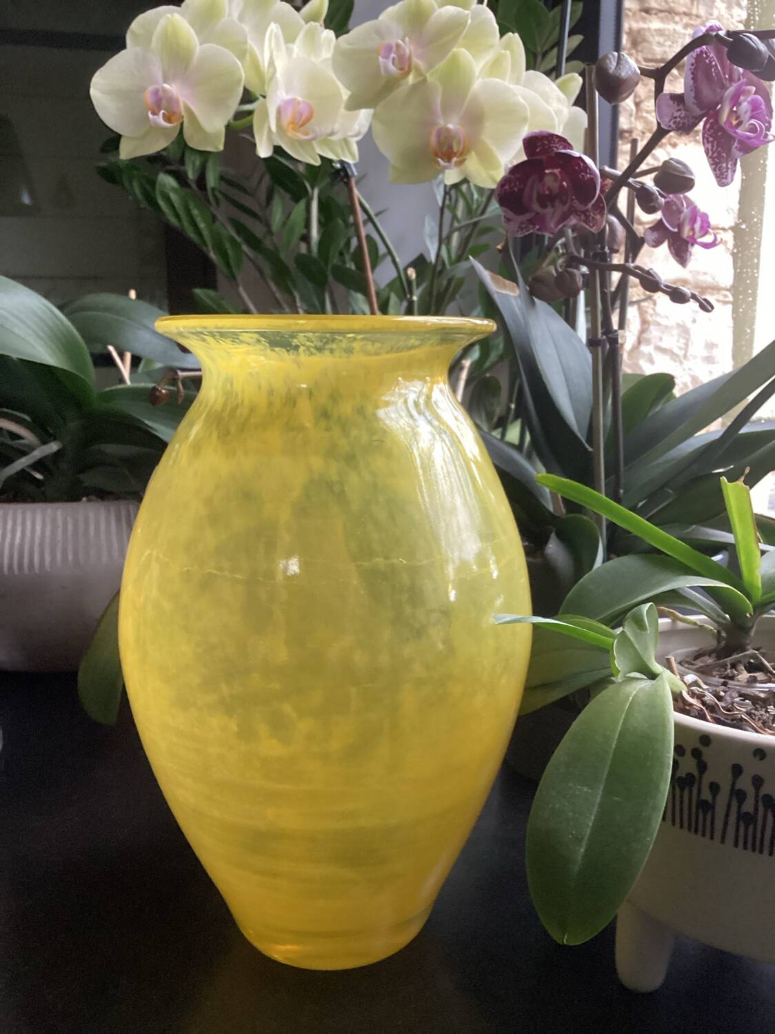Vase en verre soufflé vintage